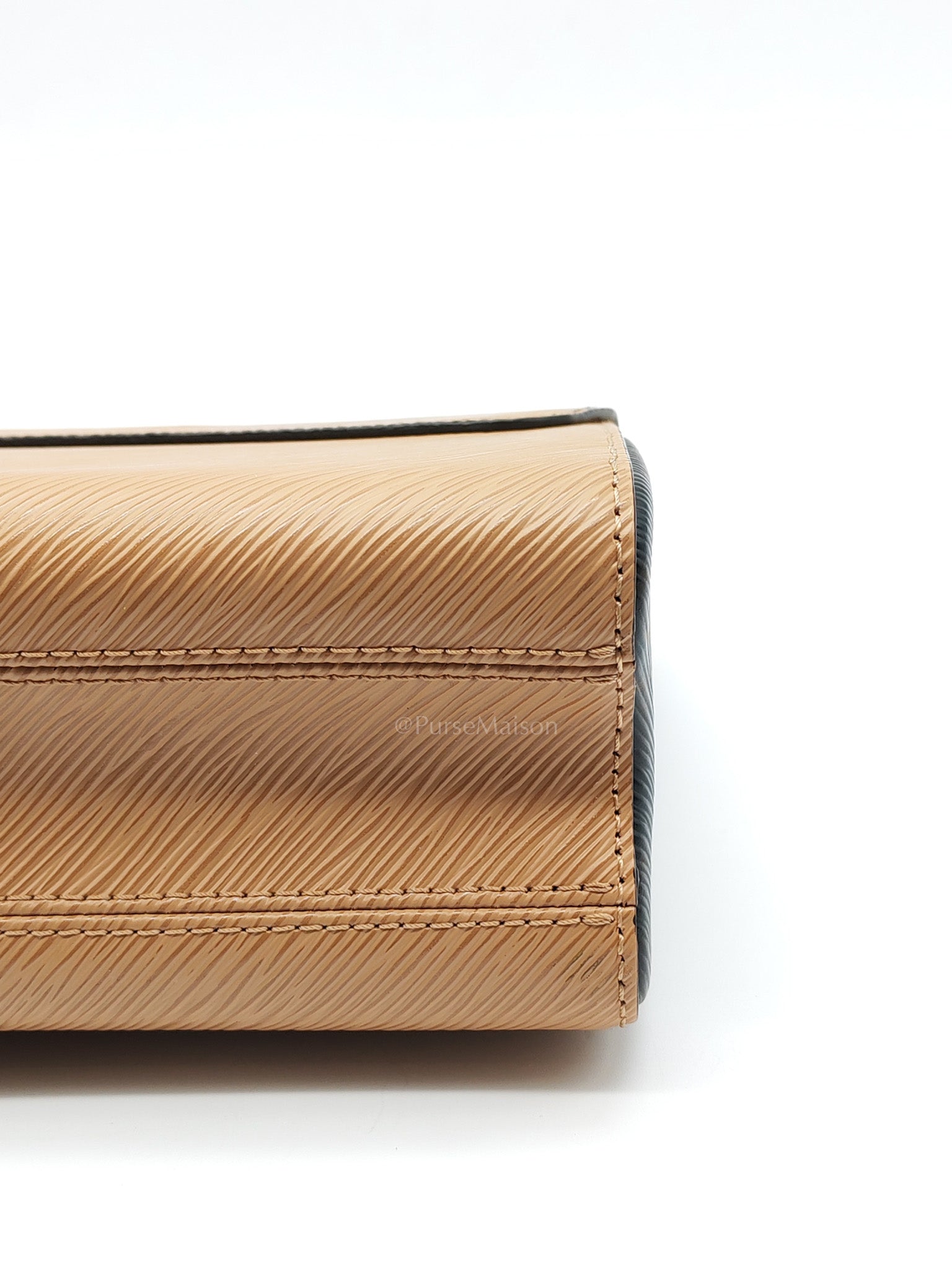 Twist MM Tri-color Epi Leather Crossbody Bag (Date Code: SR4149)