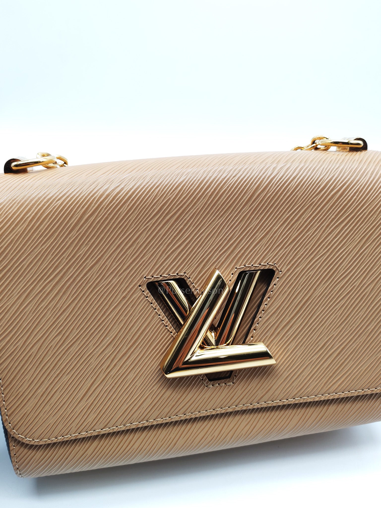 Twist MM Tri-color Epi Leather Crossbody Bag (Date Code: SR4149)