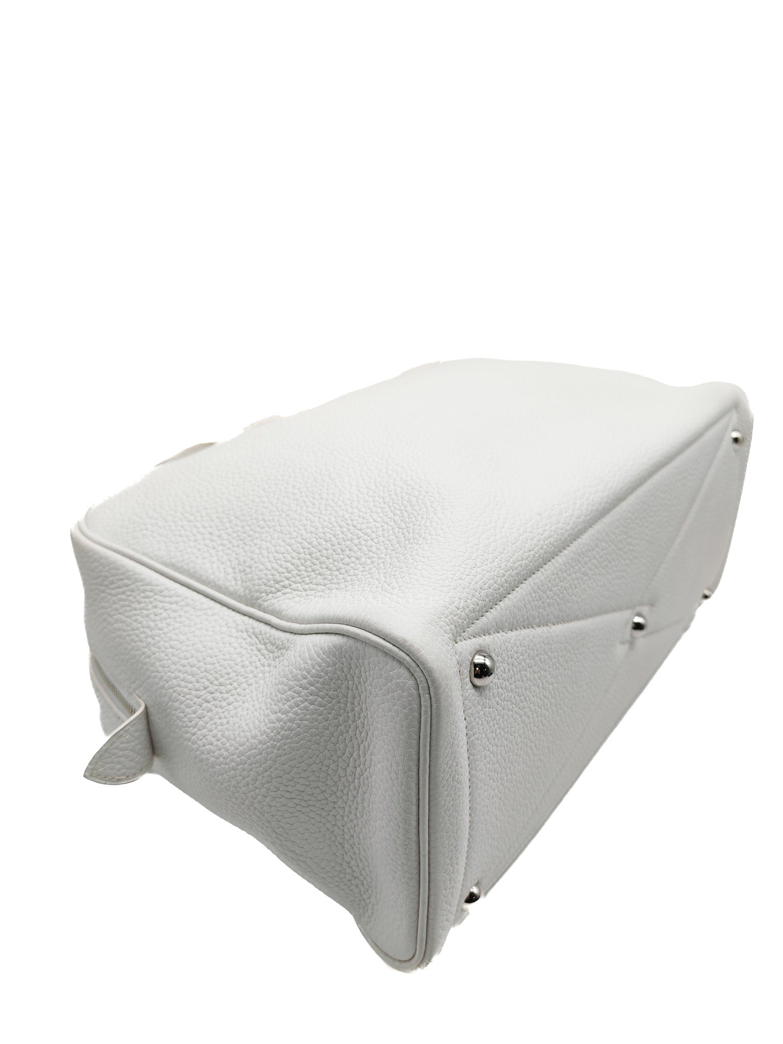 Victoria II 35 in White Clemence Leather & Palladium Hardware Stamp R (2014)