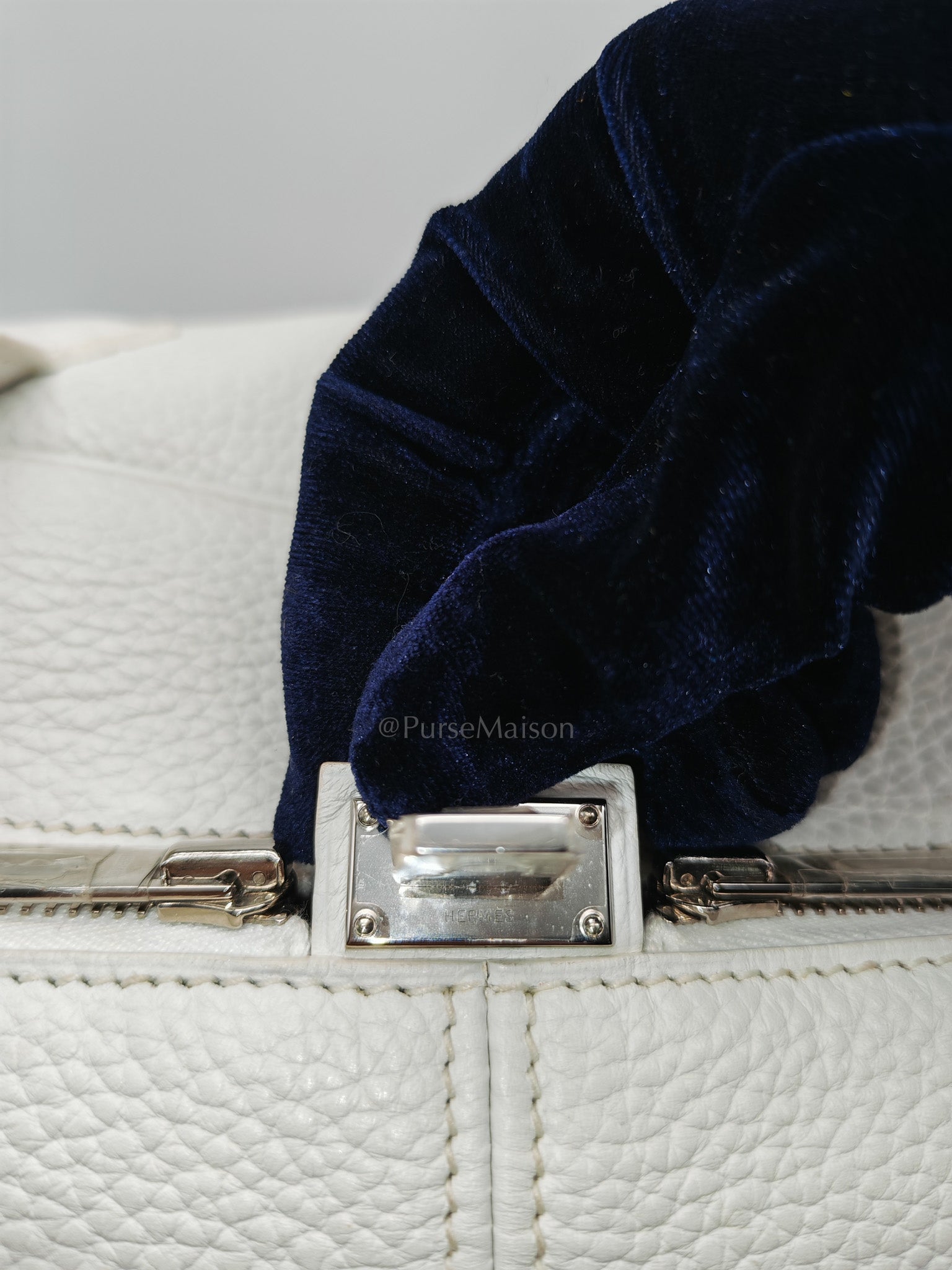 Victoria II 35 in White Clemence Leather & Palladium Hardware Stamp R (2014)