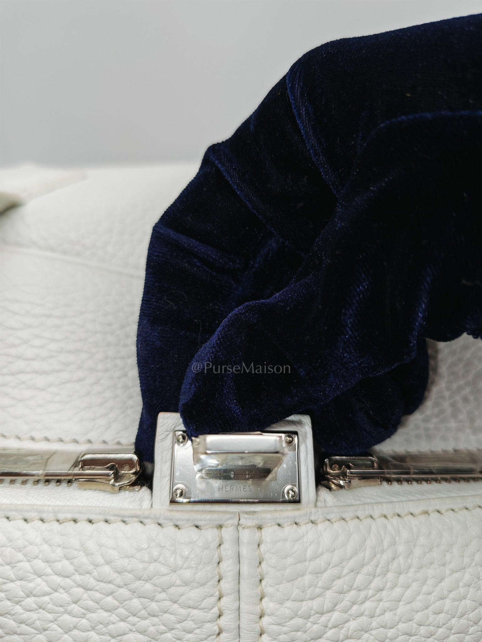 Victoria II 35 in White Clemence Leather & Palladium Hardware Stamp R (2014)