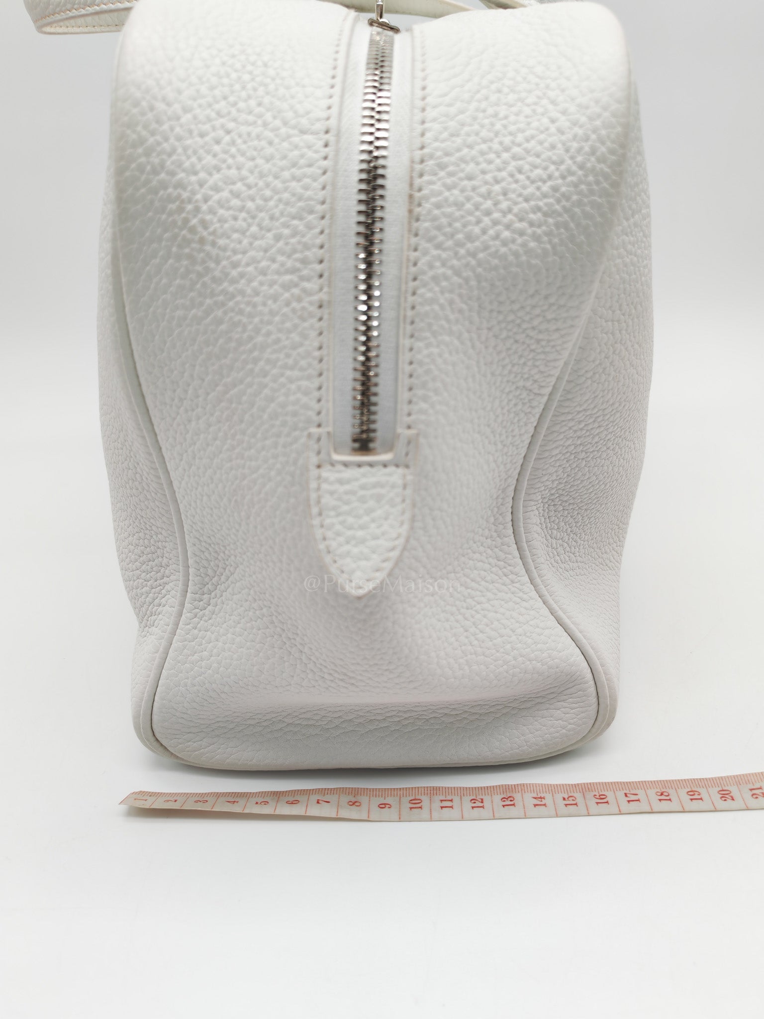 Victoria II 35 in White Clemence Leather & Palladium Hardware Stamp R (2014)