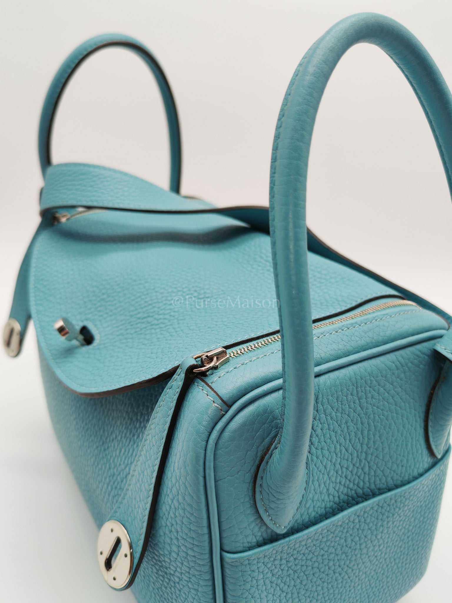 Lindy 26 Bleu Saint Clemence and Palladium Hardware Stamp T (2015) | Purse Maison Luxury Bags Shop