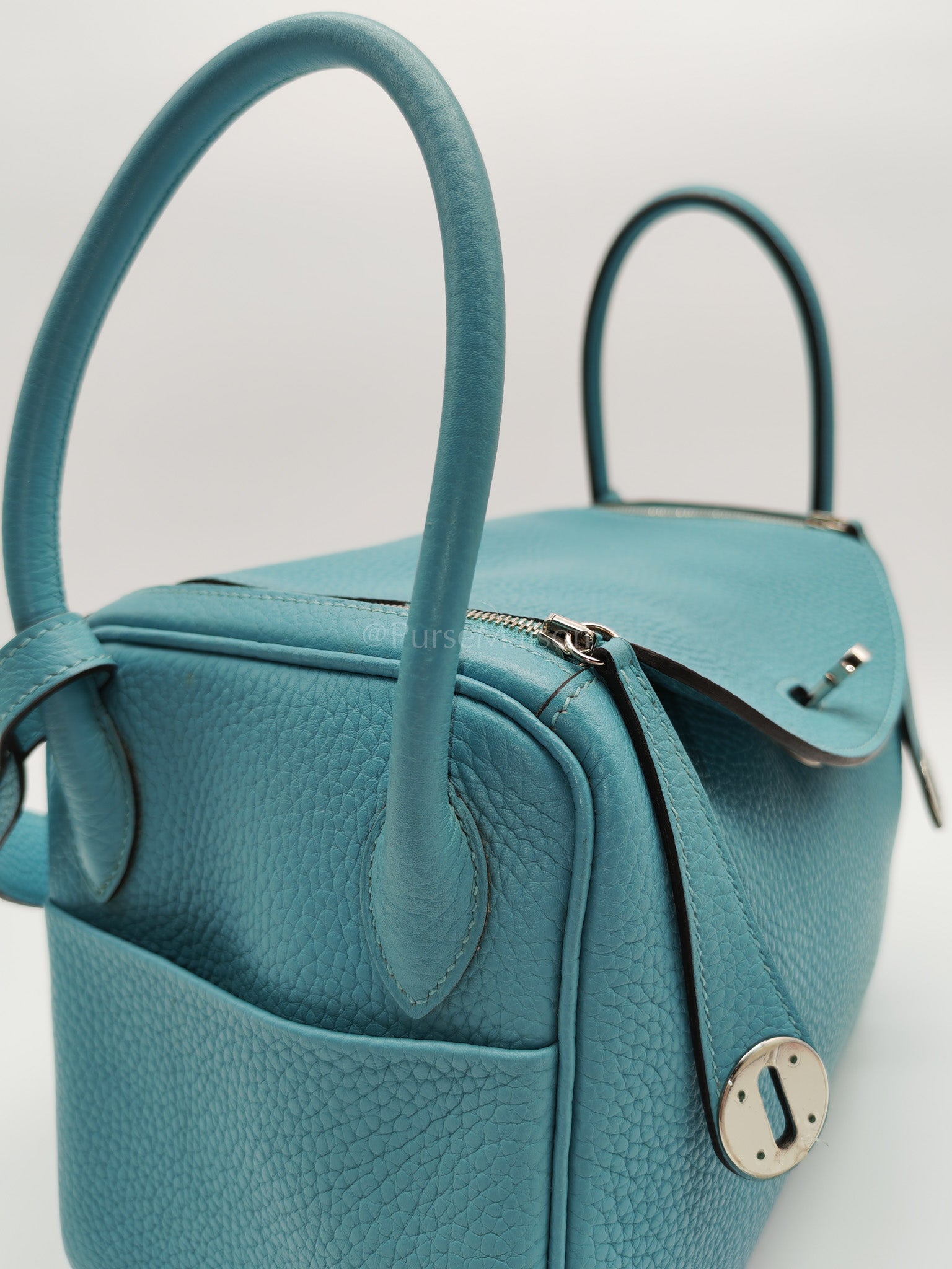 Lindy 26 Bleu Saint Clemence and Palladium Hardware Stamp T (2015) | Purse Maison Luxury Bags Shop