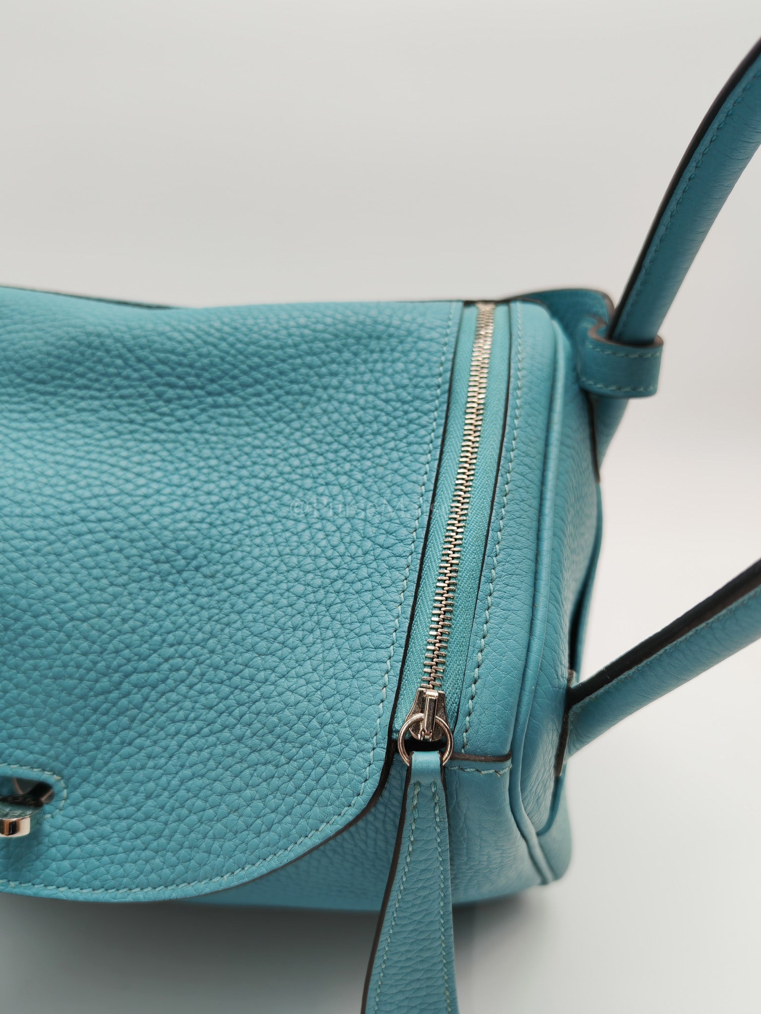 Lindy 26 Bleu Saint Clemence and Palladium Hardware Stamp T (2015) | Purse Maison Luxury Bags Shop