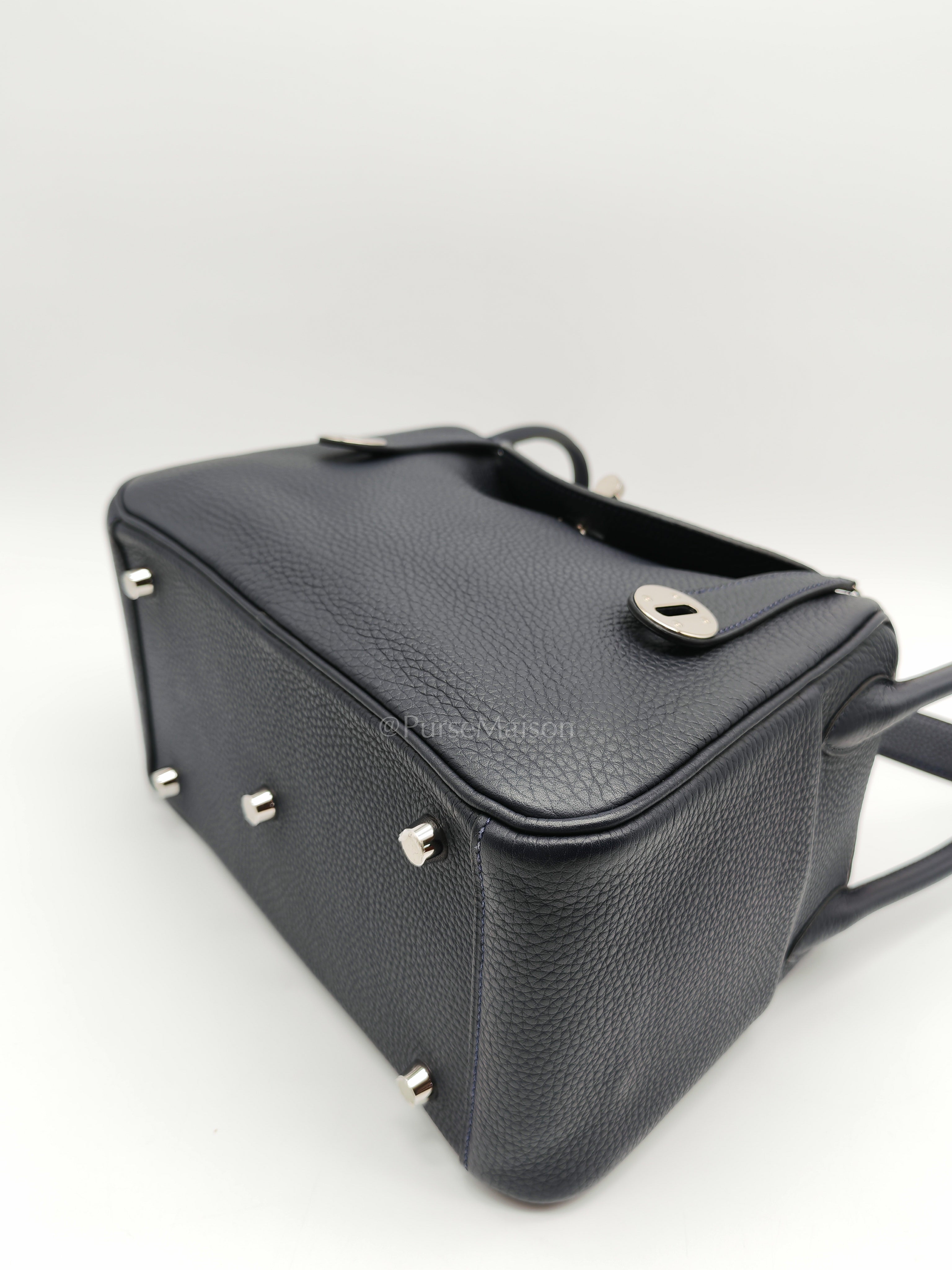 Lindy 26 Blue Nuit in Togo Leather and Palladium Hardware Stamp C (2018) | Purse Maison Luxury Bags Shop