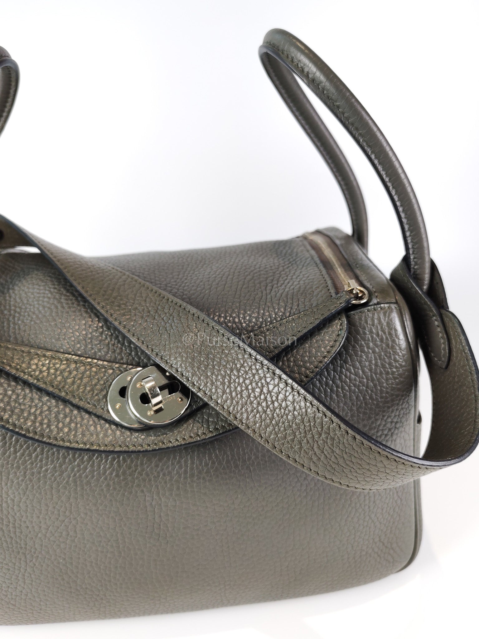 Lindy 26 Etain in Clemance Leather and Palladium Hardware Stamp X (2016) | Purse Maison Luxury Bags Shop