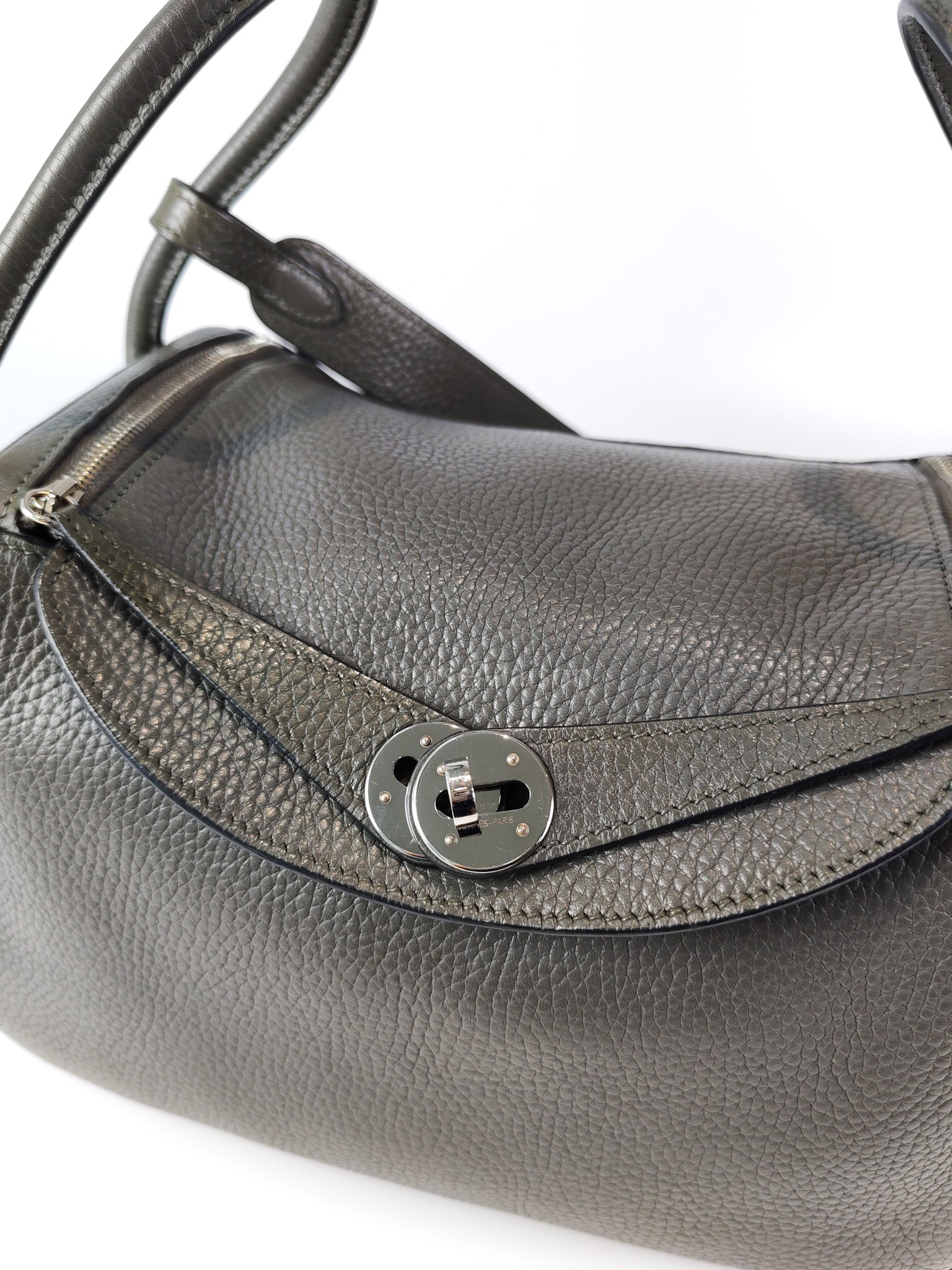 Lindy 26 Etain in Clemance Leather and Palladium Hardware Stamp X (2016) | Purse Maison Luxury Bags Shop