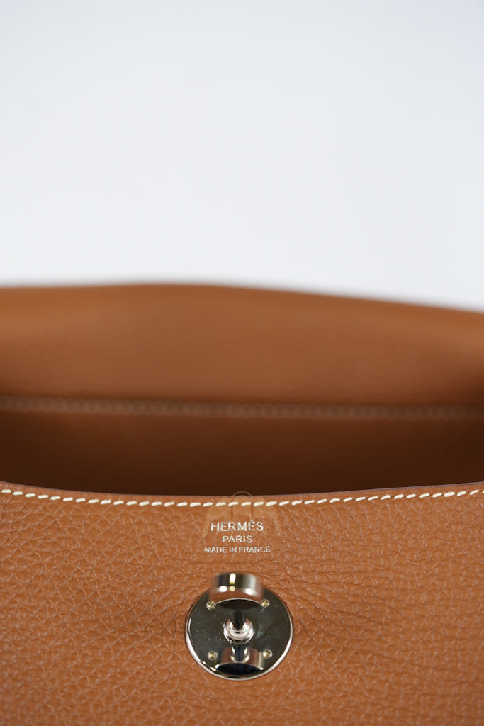 Lindy 26 in Gold Clemence Leather Palladium Hardware Stamp W(2024) | Purse Maison Luxury Bags Shop