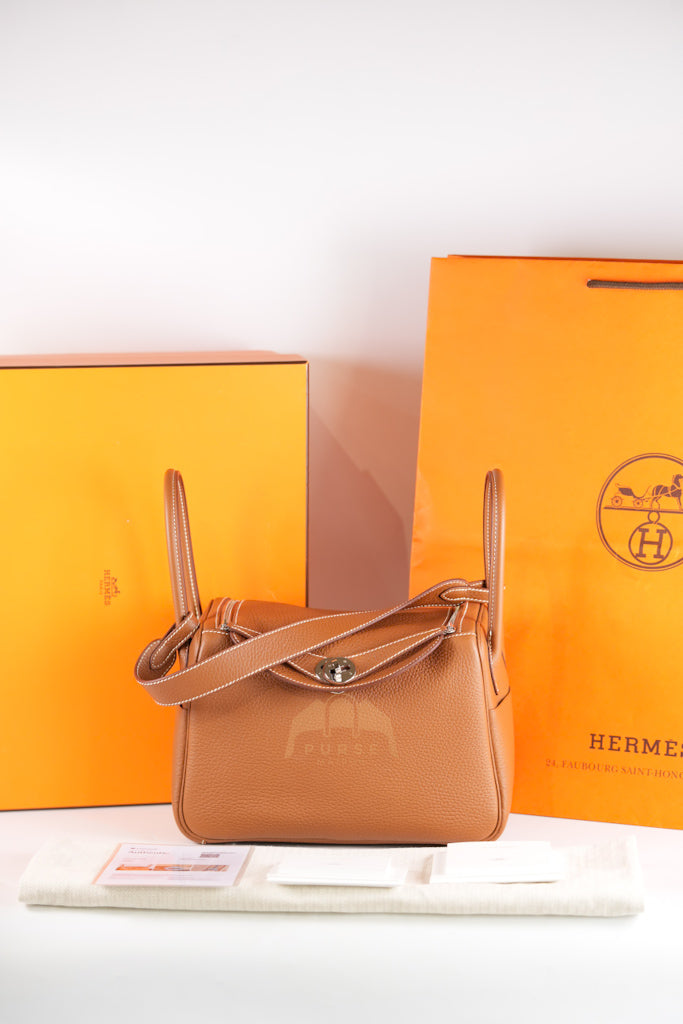 Lindy 26 in Gold Clemence Leather Palladium Hardware Stamp W(2024) | Purse Maison Luxury Bags Shop