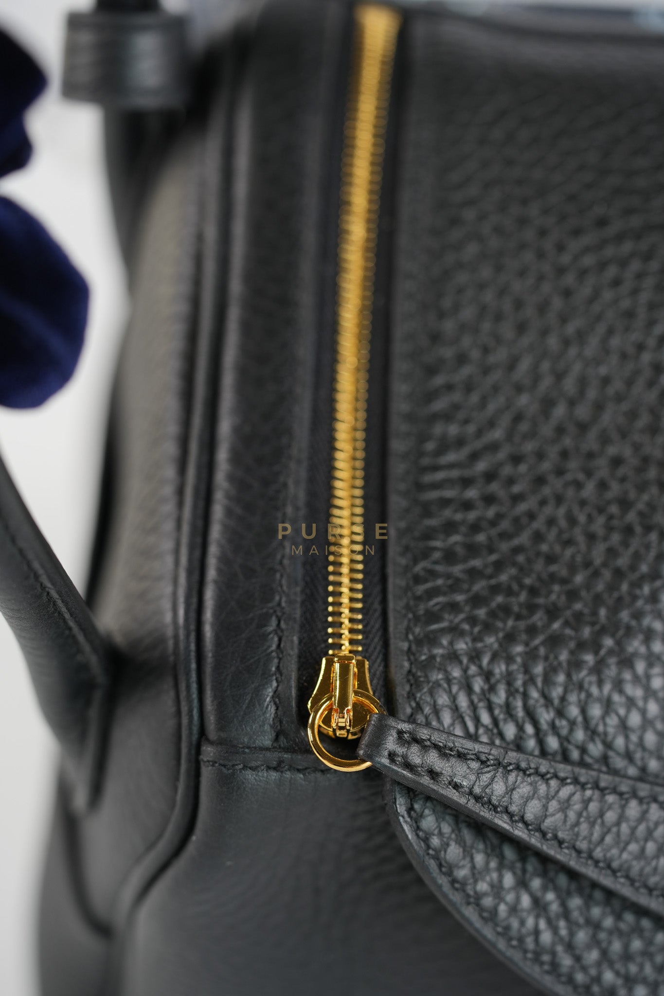 Lindy 26 in Noir Clemence Leather Gold Hardware Stamp K(2025) | Purse Maison Luxury Bags Shop
