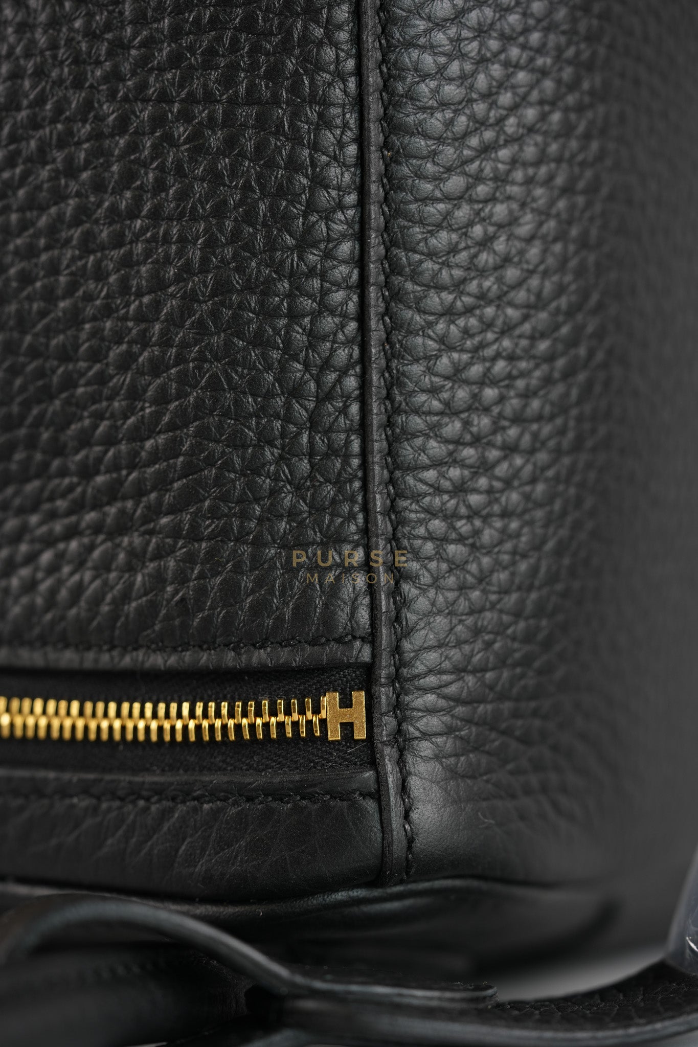 Lindy 26 in Noir Clemence Leather Gold Hardware Stamp K(2025) | Purse Maison Luxury Bags Shop