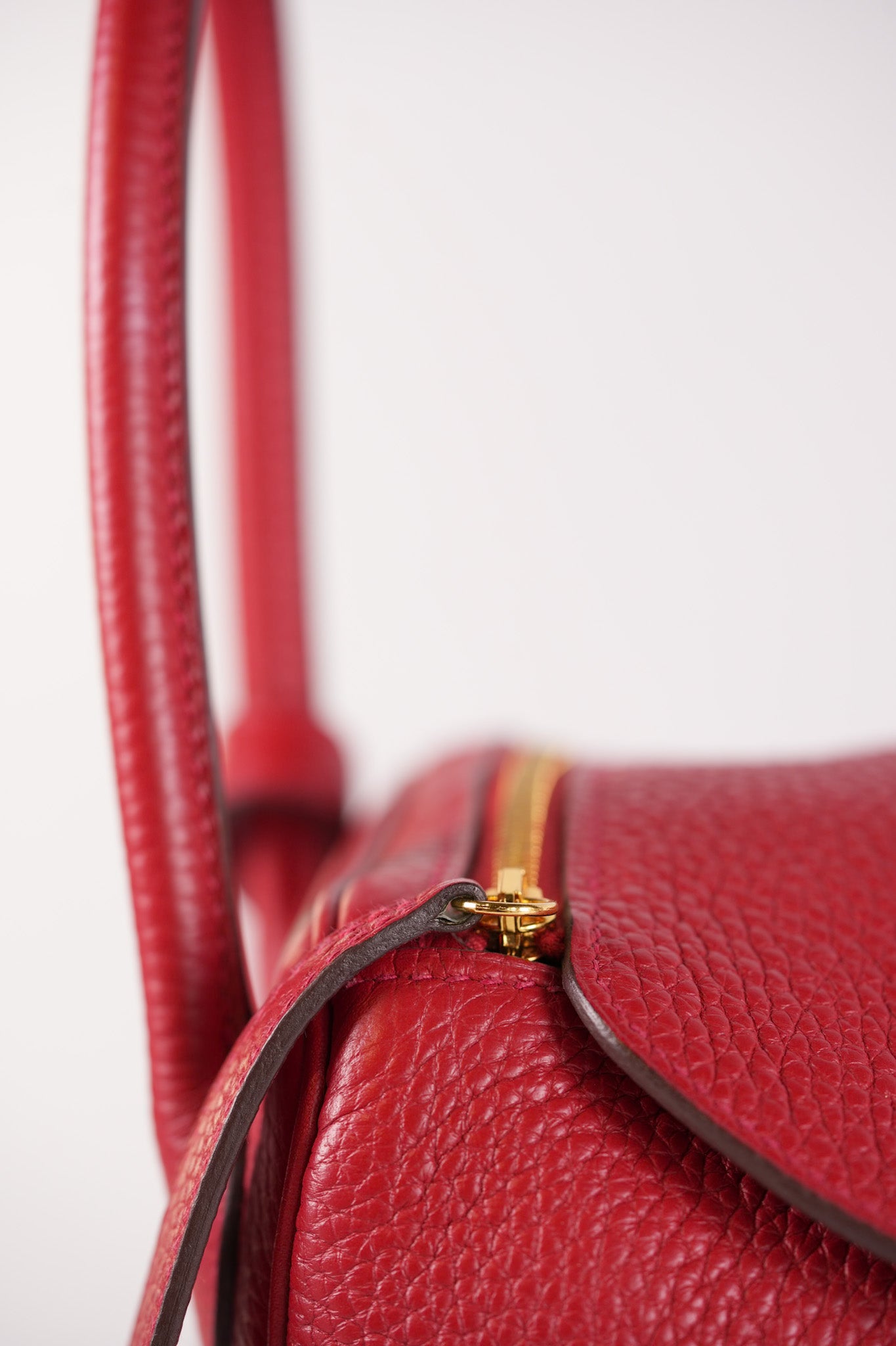Lindy 26 in Red Clemence Leather and Gold Hardware Stamp C (2018) | Purse Maison Luxury Bags Shop