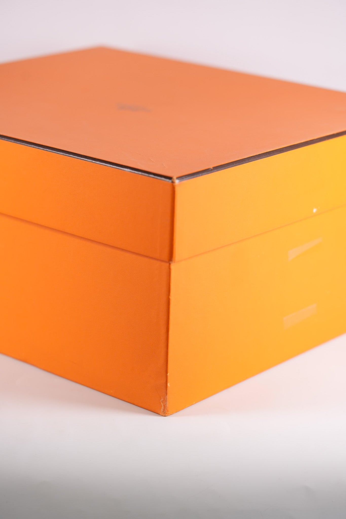 Lindy 26 in Red Clemence Leather and Gold Hardware Stamp C (2018) | Purse Maison Luxury Bags Shop