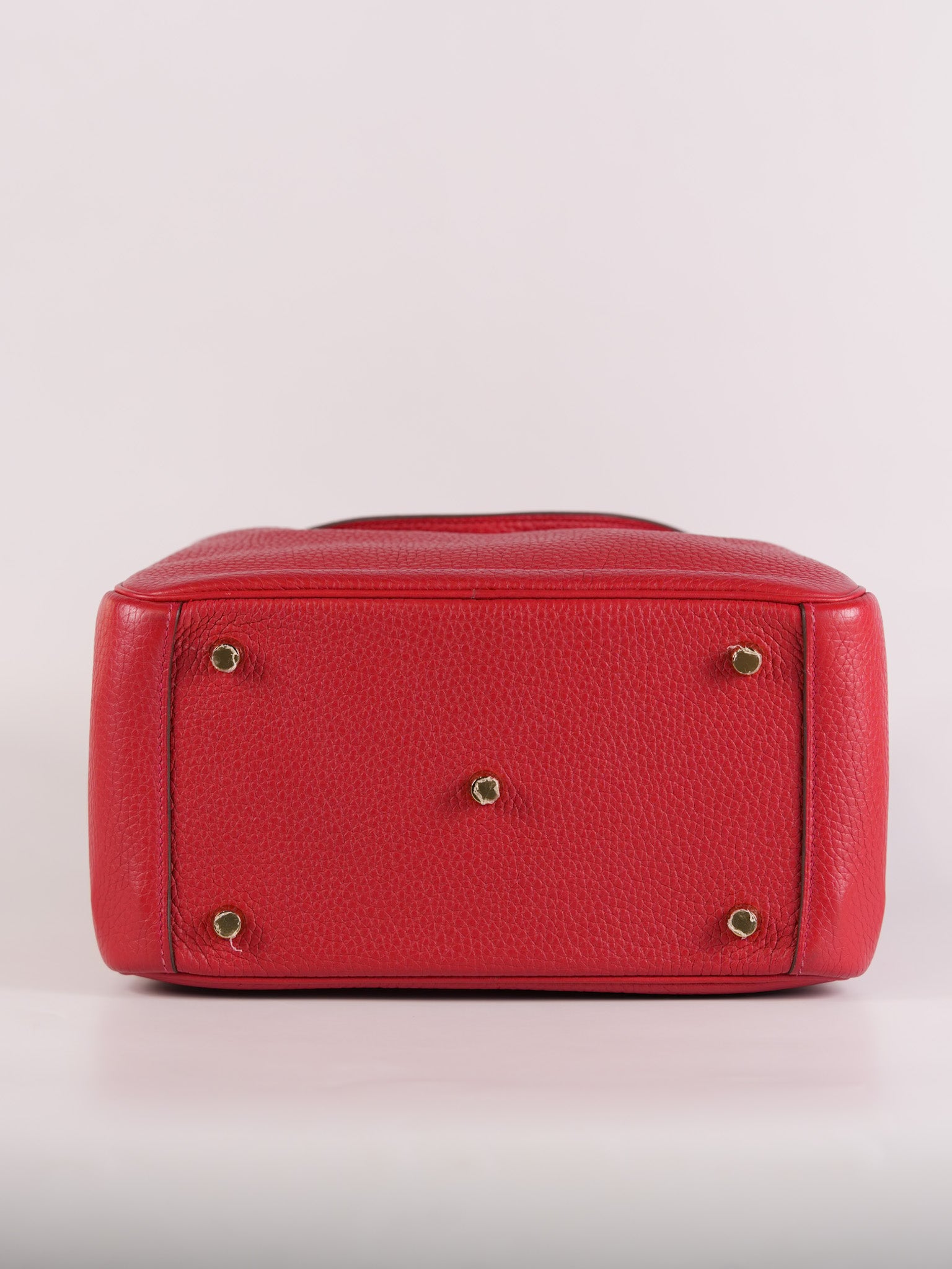 Lindy 26 in Red Clemence Leather and Gold Hardware Stamp C (2018) | Purse Maison Luxury Bags Shop