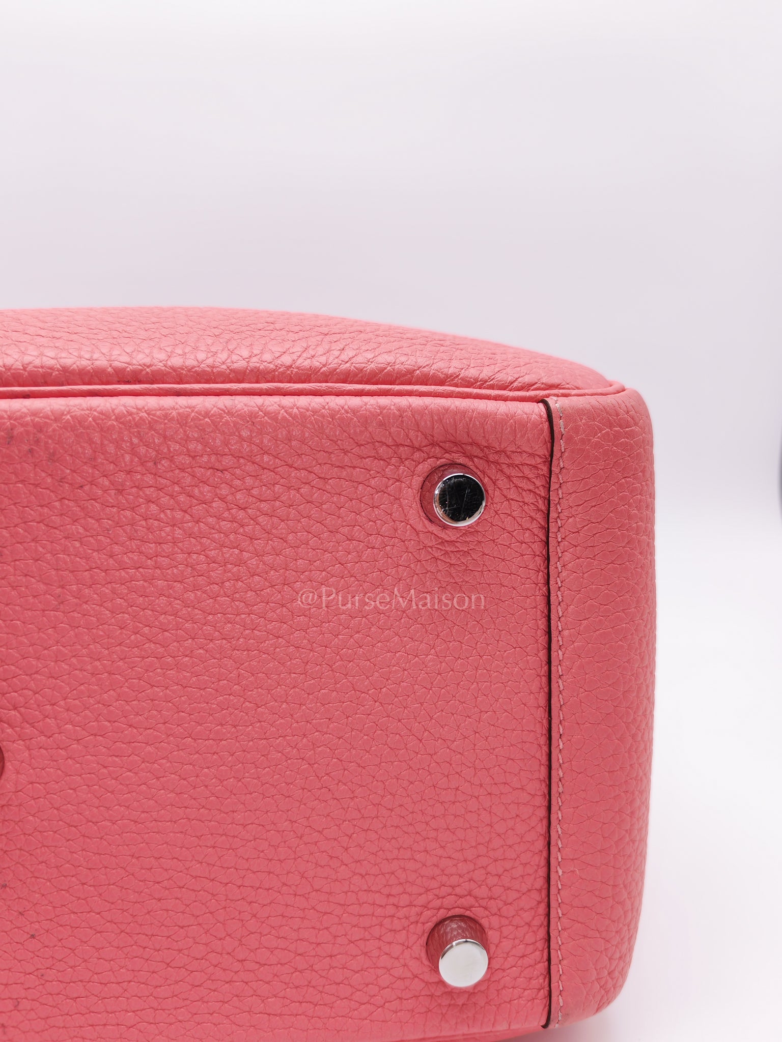 Lindy 26 in Rose Azalee Clemence Leather and Palladium Hardware Stamp Z (2021) | Purse Maison Luxury Bags Shop