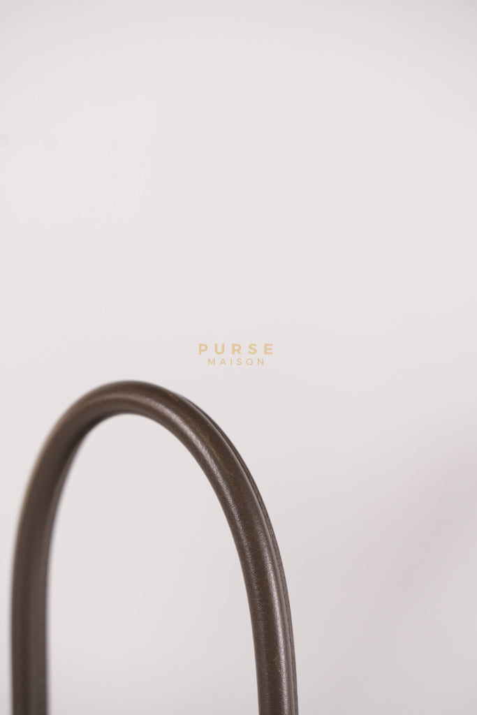 Lindy 26 in Taupe Evercolor Leather & Gold Hardware Stamp Z (2021) | Purse Maison Luxury Bags Shop