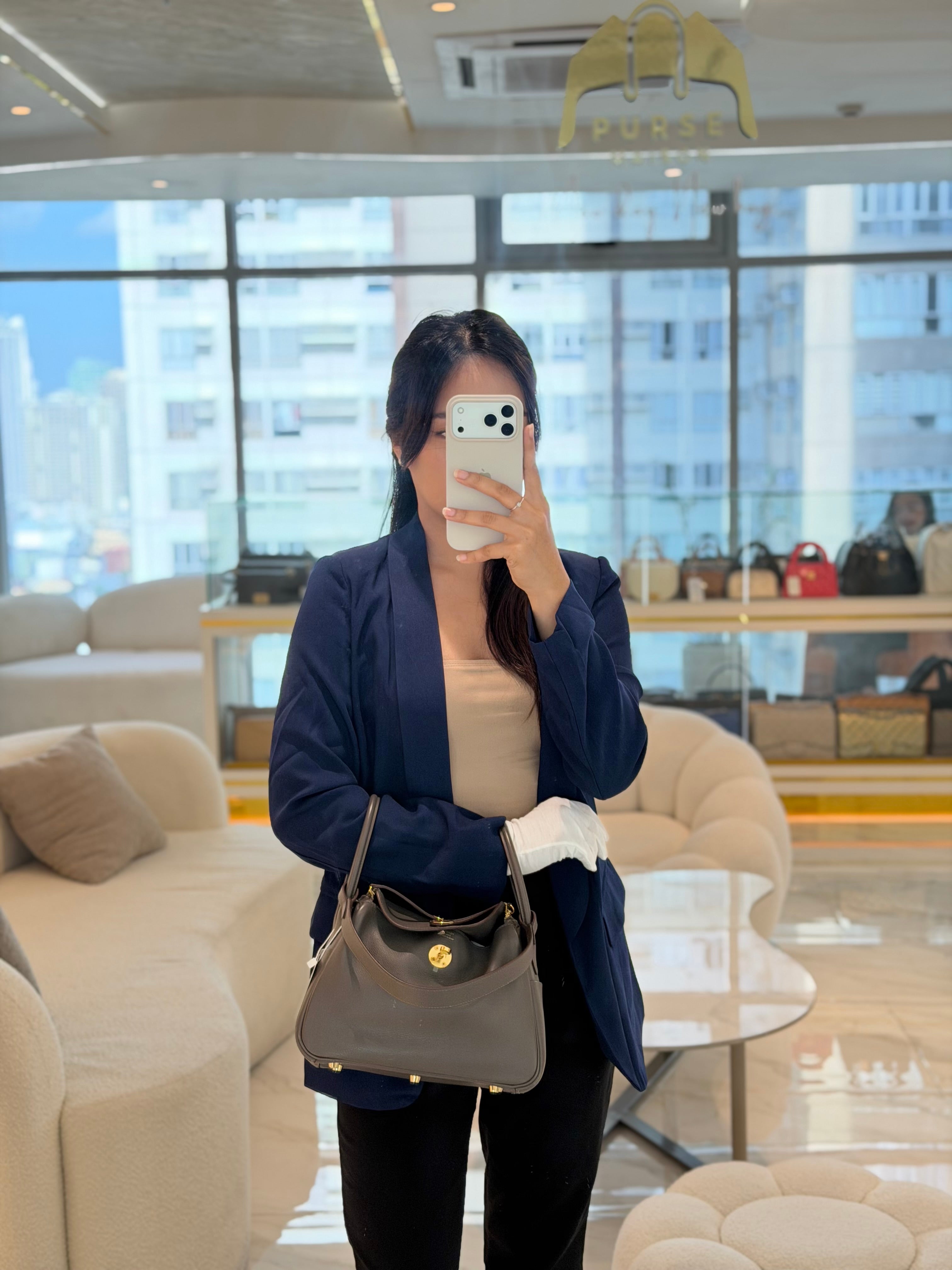 Lindy 26 in Taupe Evercolor Leather & Gold Hardware Stamp Z (2021) | Purse Maison Luxury Bags Shop