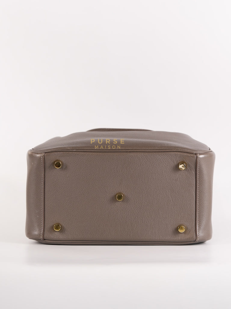 Lindy 26 in Taupe Evercolor Leather & Gold Hardware Stamp Z (2021) | Purse Maison Luxury Bags Shop