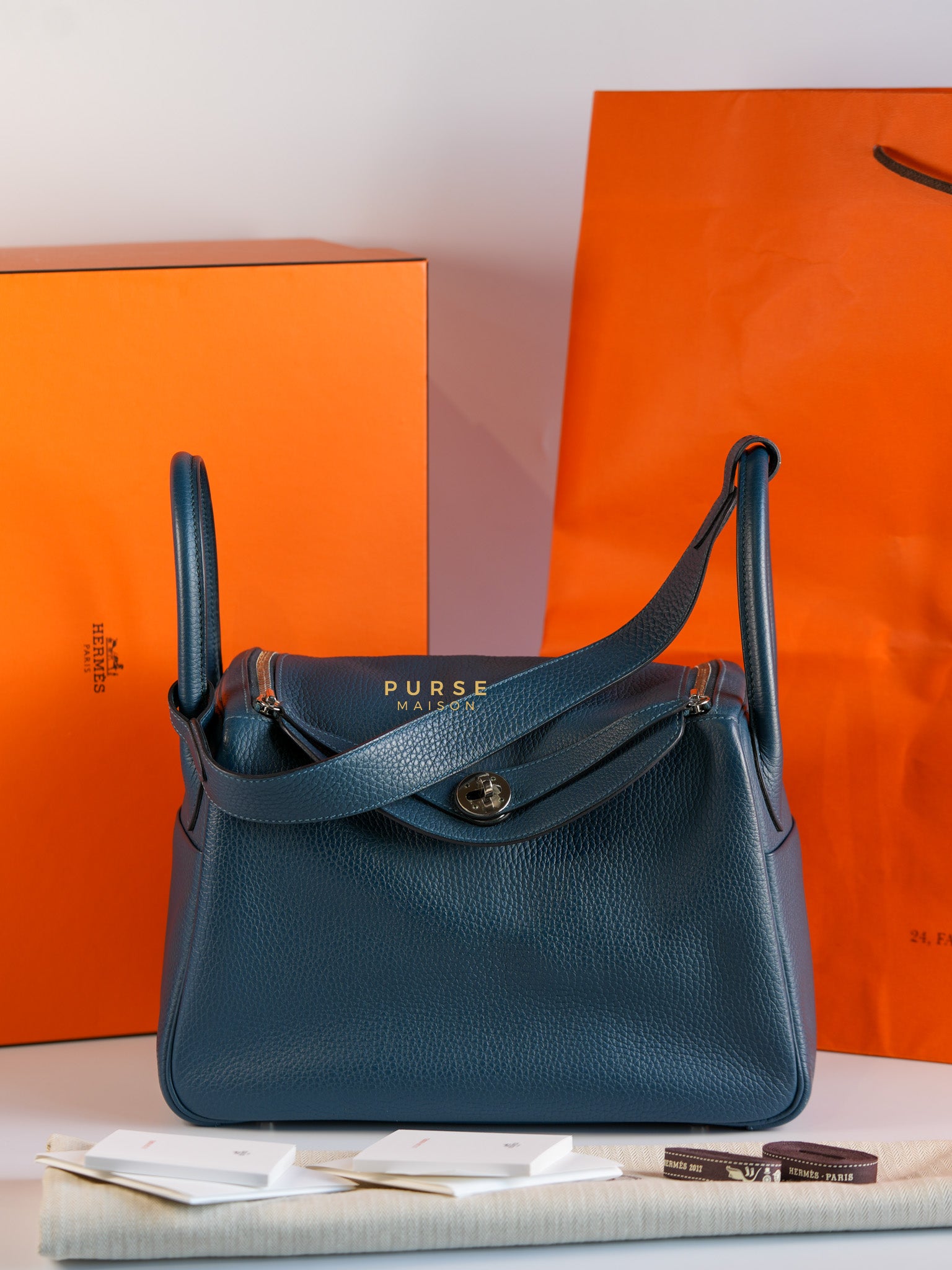 Lindy 30 Cobalt Clemence Leather and Palladium Hardware Stamp A | Purse Maison Luxury Bags Shop