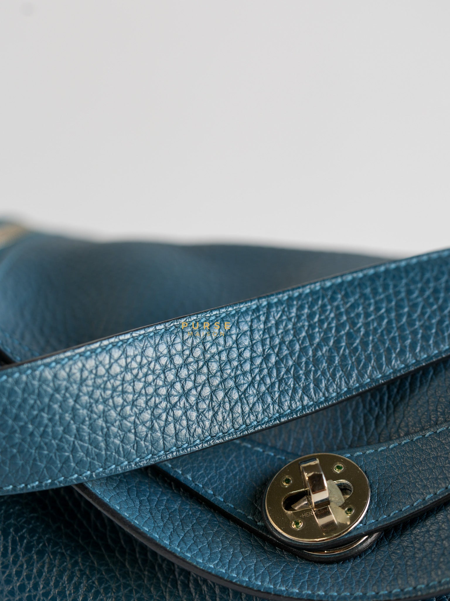 Lindy 30 Cobalt Clemence Leather and Palladium Hardware Stamp A | Purse Maison Luxury Bags Shop