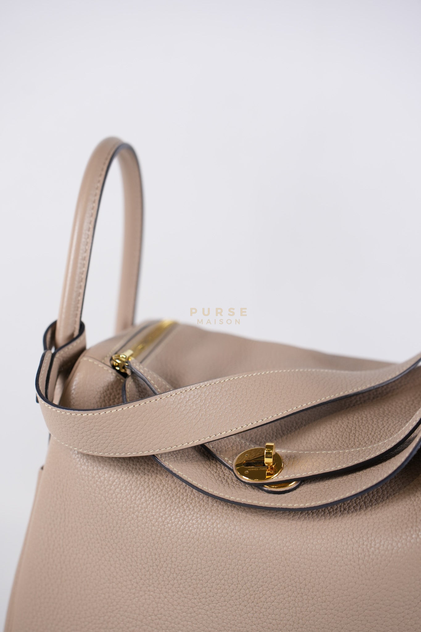 Lindy 30 Gris Tourterelle in Clemence Leather and Gold Hardware Stamp Square P (2012) | Purse Maison Luxury Bags Shop