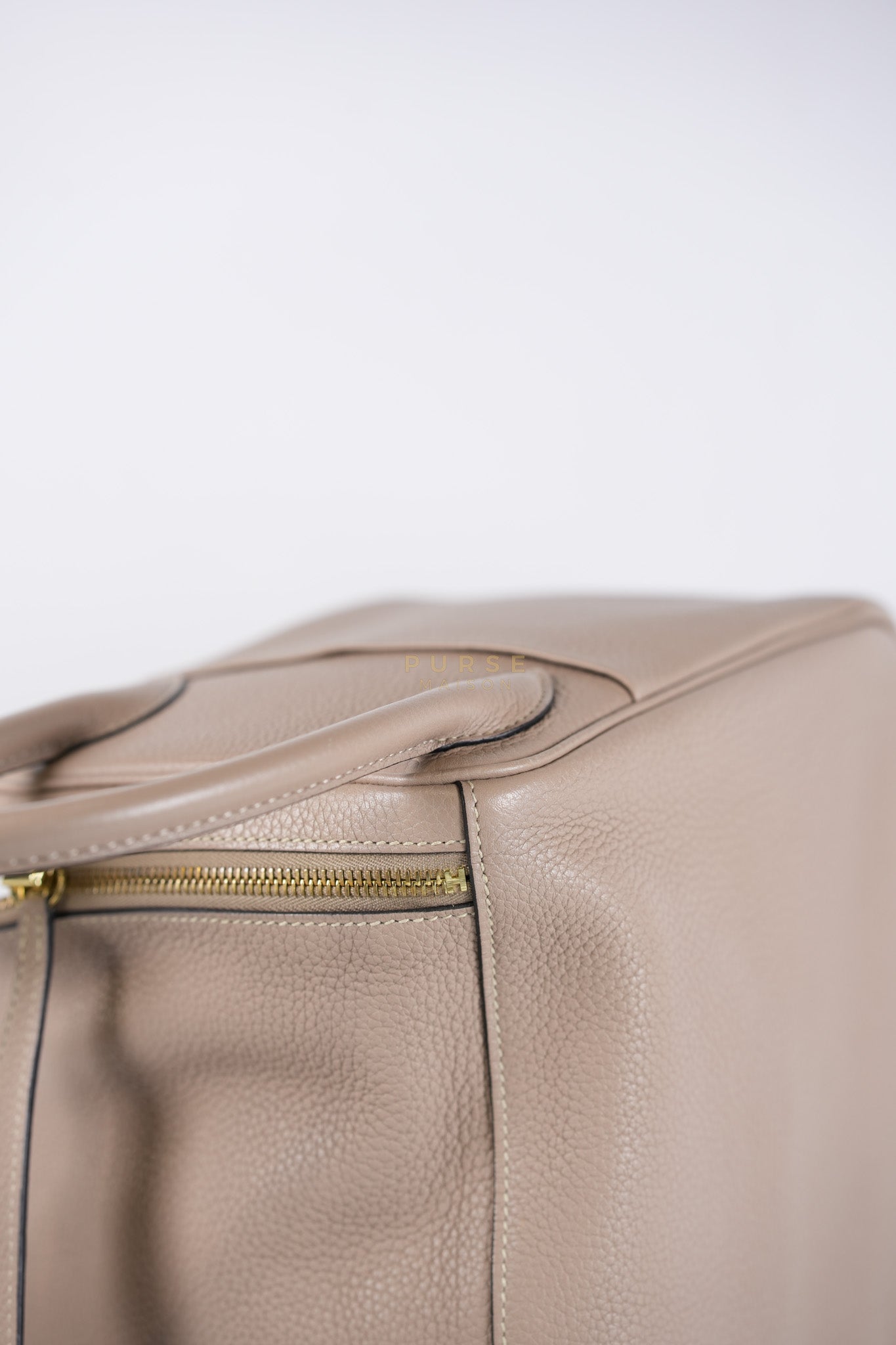 Lindy 30 Gris Tourterelle in Clemence Leather and Gold Hardware Stamp Square P (2012) | Purse Maison Luxury Bags Shop