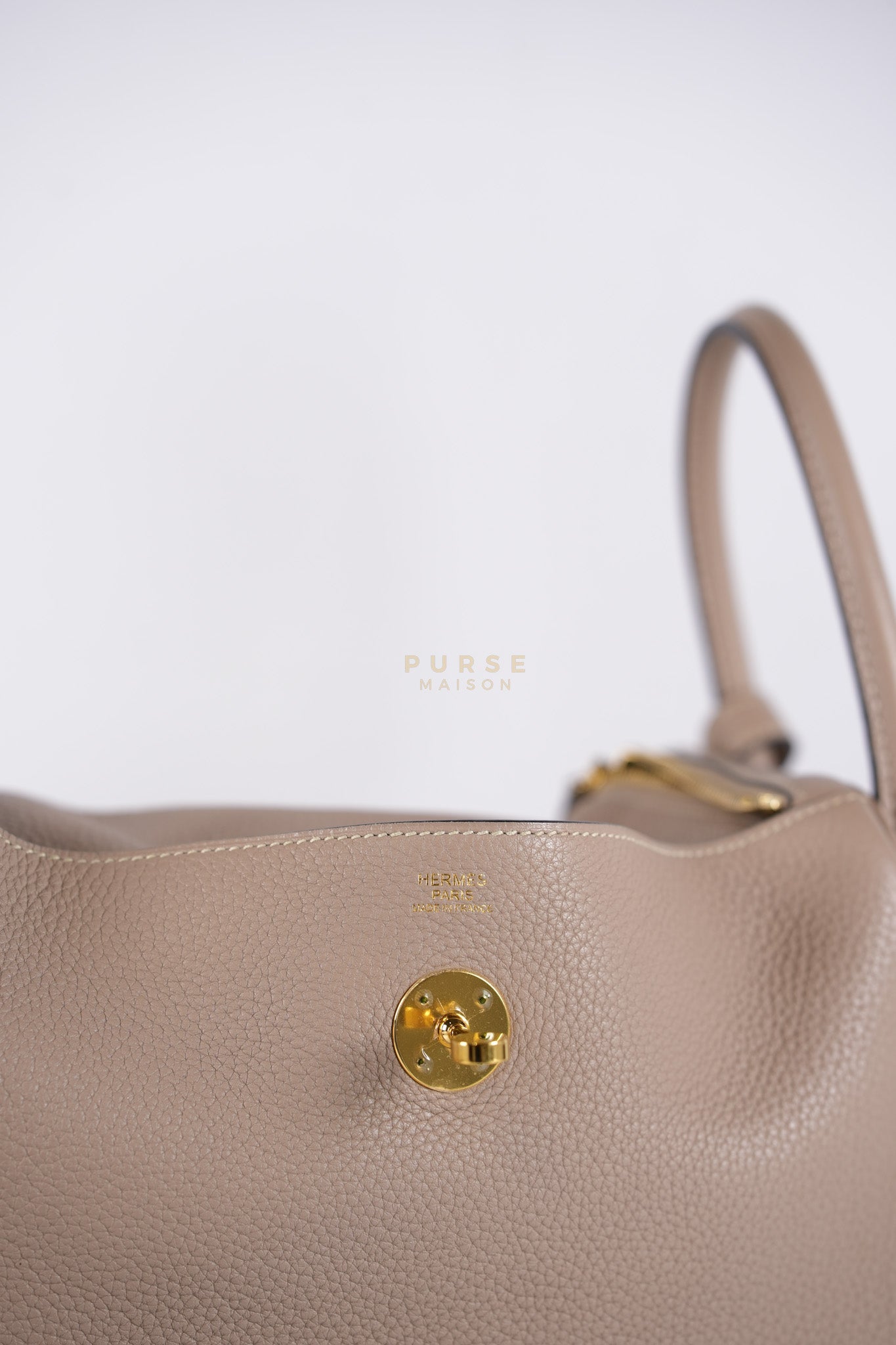 Lindy 30 Gris Tourterelle in Clemence Leather and Gold Hardware Stamp Square P (2012) | Purse Maison Luxury Bags Shop