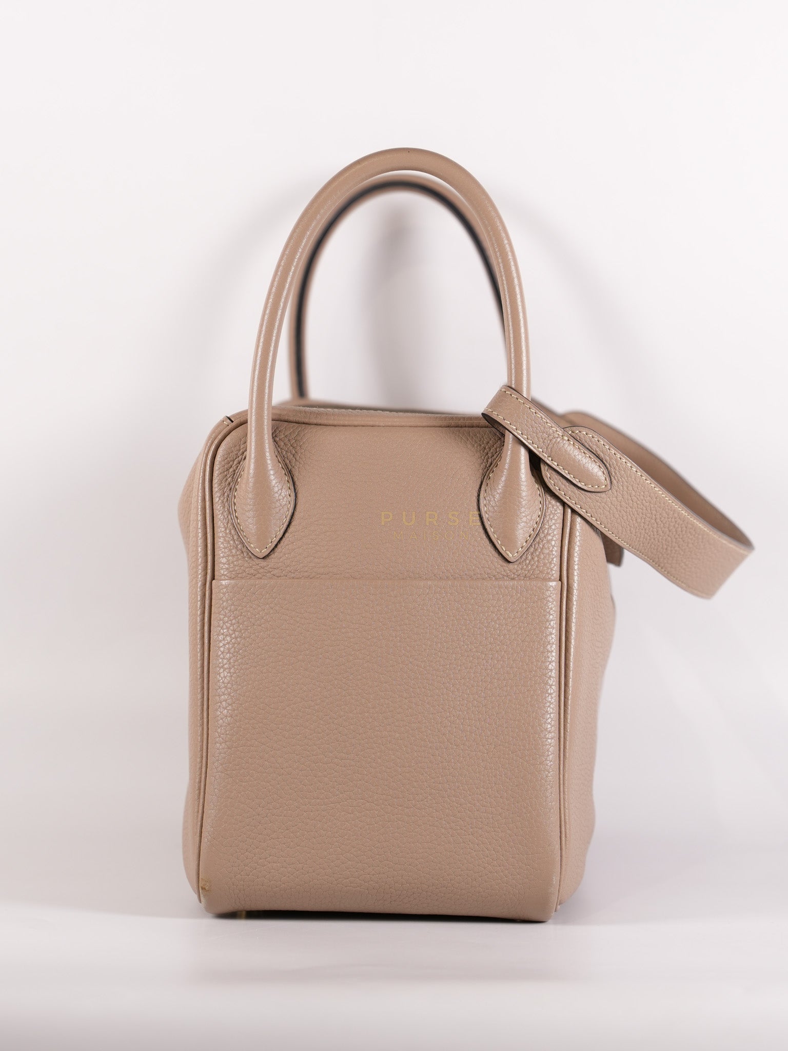 Lindy 30 Gris Tourterelle in Clemence Leather and Gold Hardware Stamp Square P (2012) | Purse Maison Luxury Bags Shop