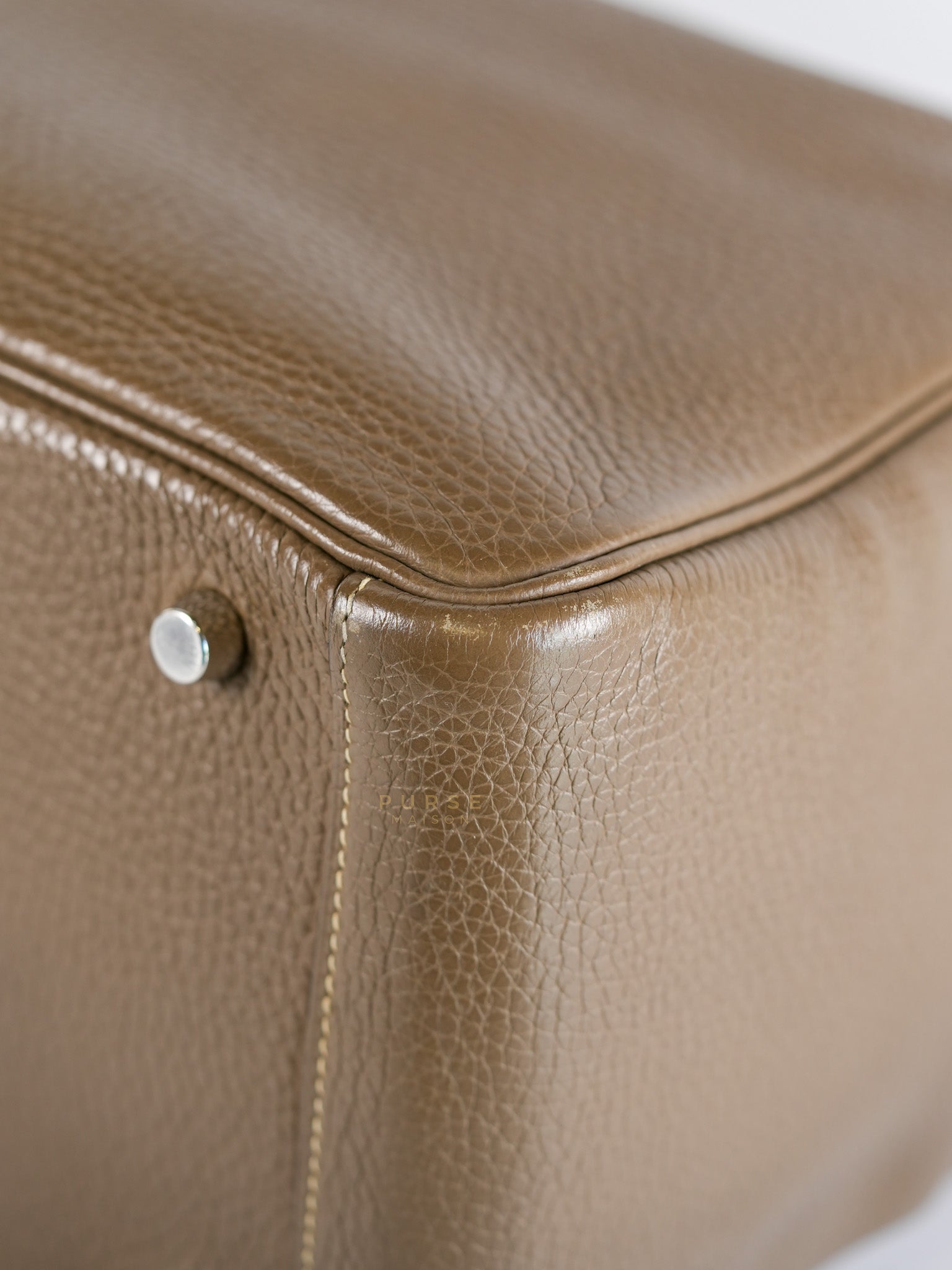 Lindy 30 in Etoupe Clemence Leather & Palladium Hardware Stamp A(2017) | Purse Maison Luxury Bags Shop