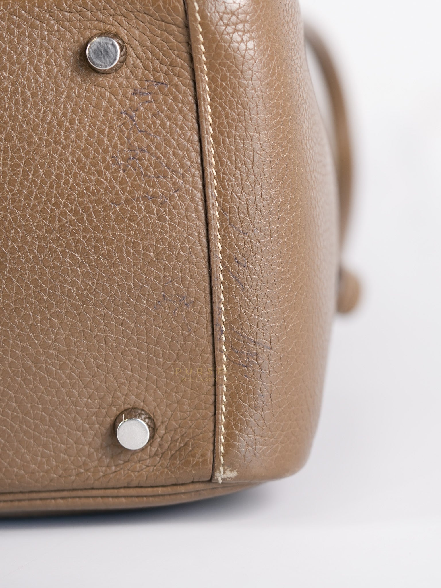 Lindy 30 in Etoupe Clemence Leather & Palladium Hardware Stamp A(2017) | Purse Maison Luxury Bags Shop