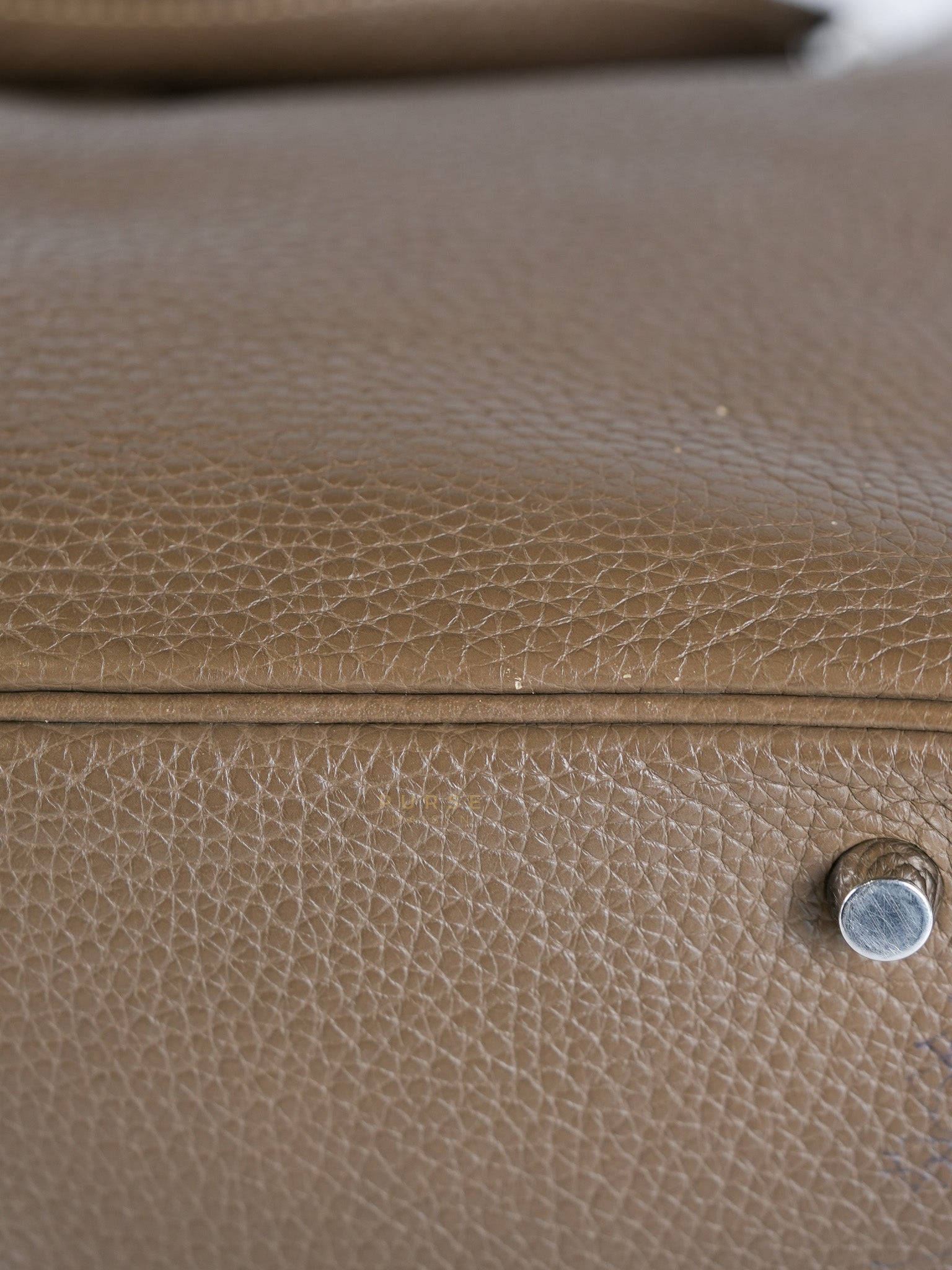 Lindy 30 in Etoupe Clemence Leather & Palladium Hardware Stamp A(2017) | Purse Maison Luxury Bags Shop