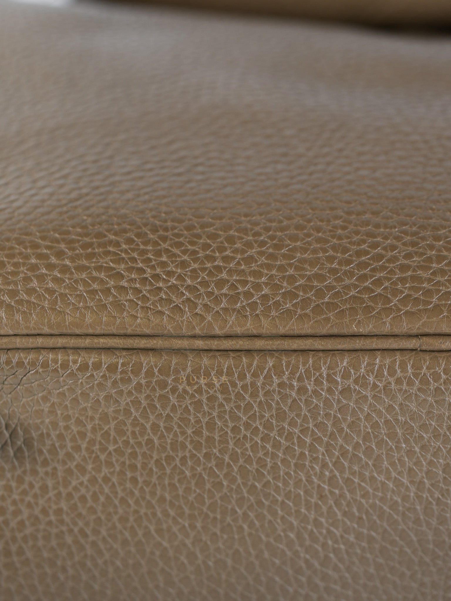 Lindy 30 in Etoupe Clemence Leather & Palladium Hardware Stamp A(2017) | Purse Maison Luxury Bags Shop