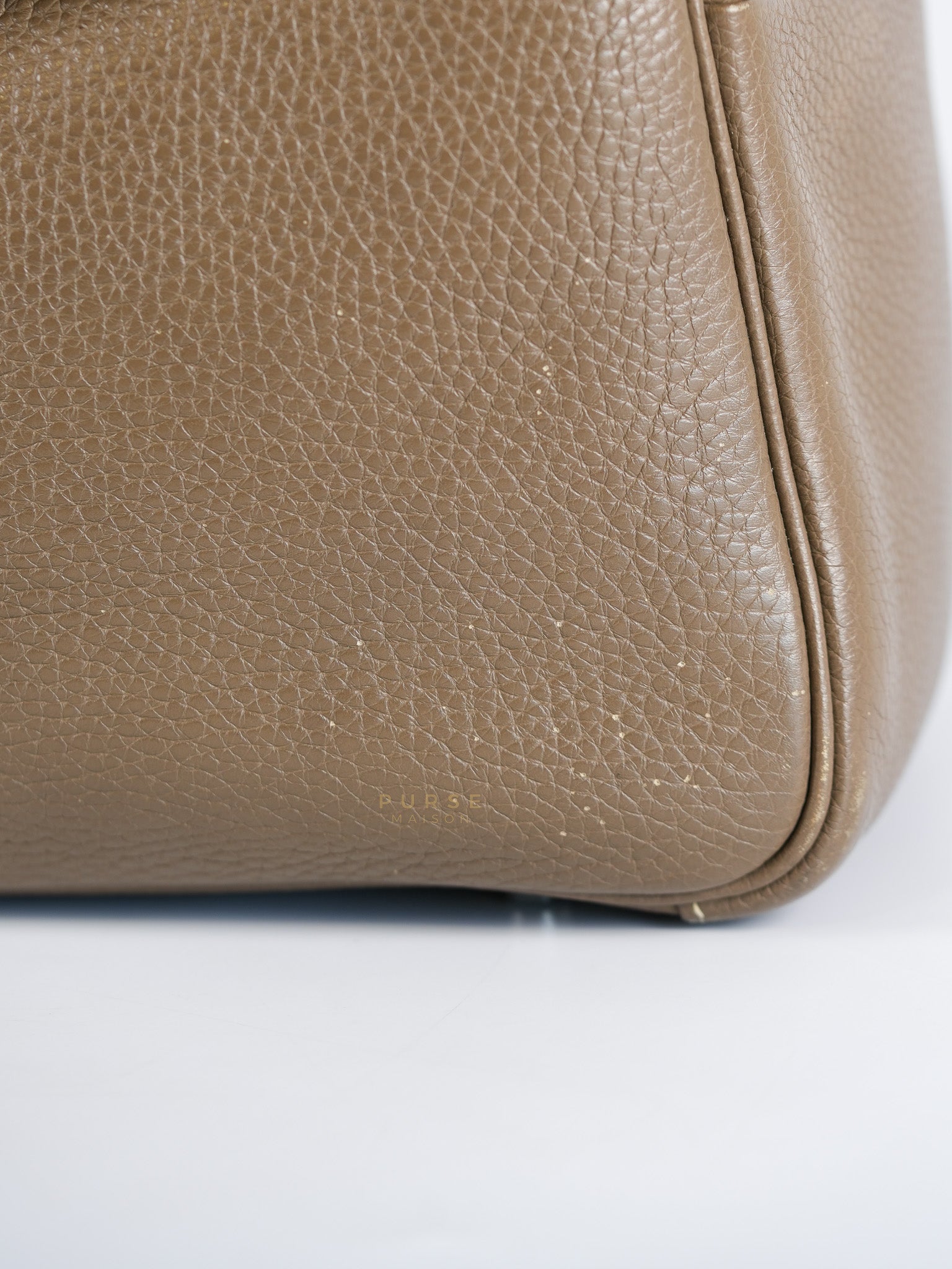 Lindy 30 in Etoupe Clemence Leather & Palladium Hardware Stamp A(2017) | Purse Maison Luxury Bags Shop