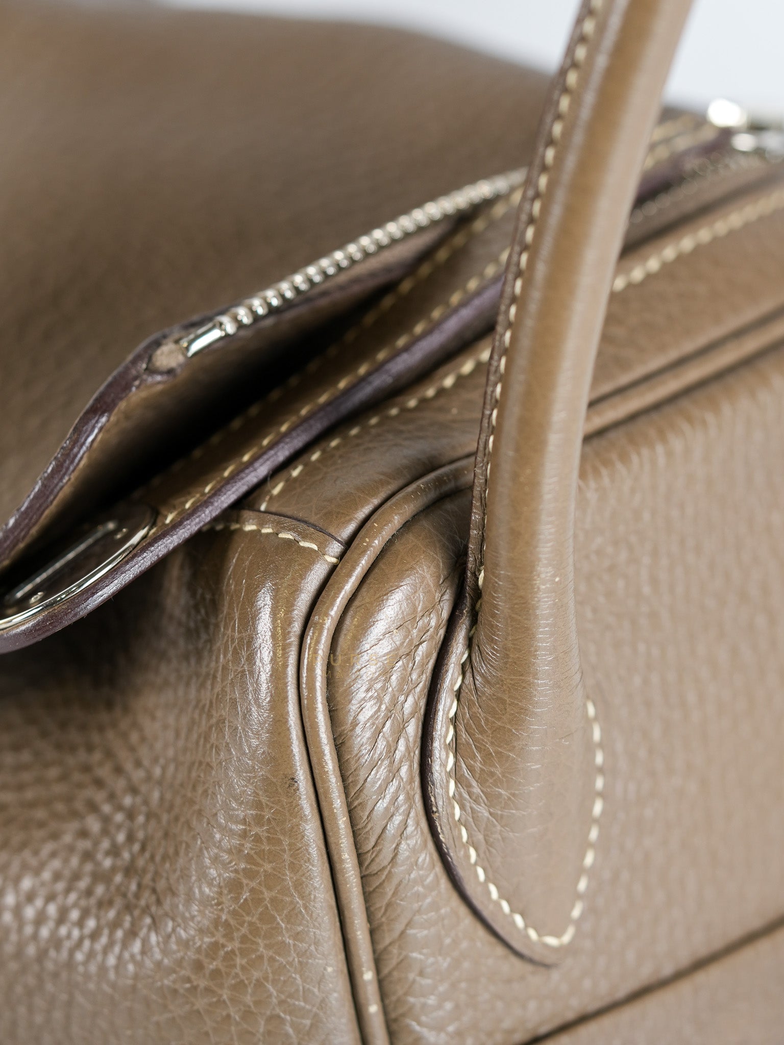 Lindy 30 in Etoupe Clemence Leather & Palladium Hardware Stamp A(2017) | Purse Maison Luxury Bags Shop