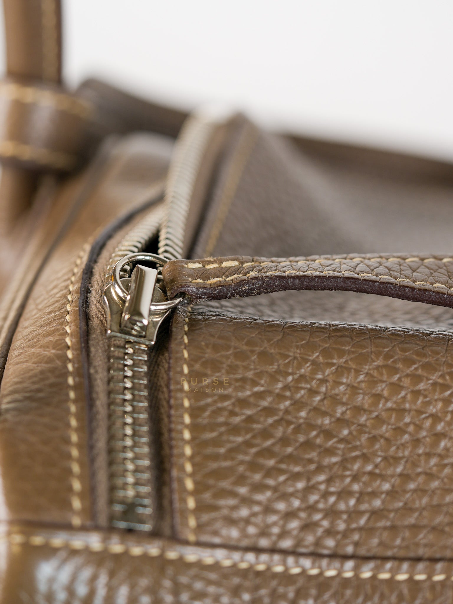 Lindy 30 in Etoupe Clemence Leather & Palladium Hardware Stamp A(2017) | Purse Maison Luxury Bags Shop