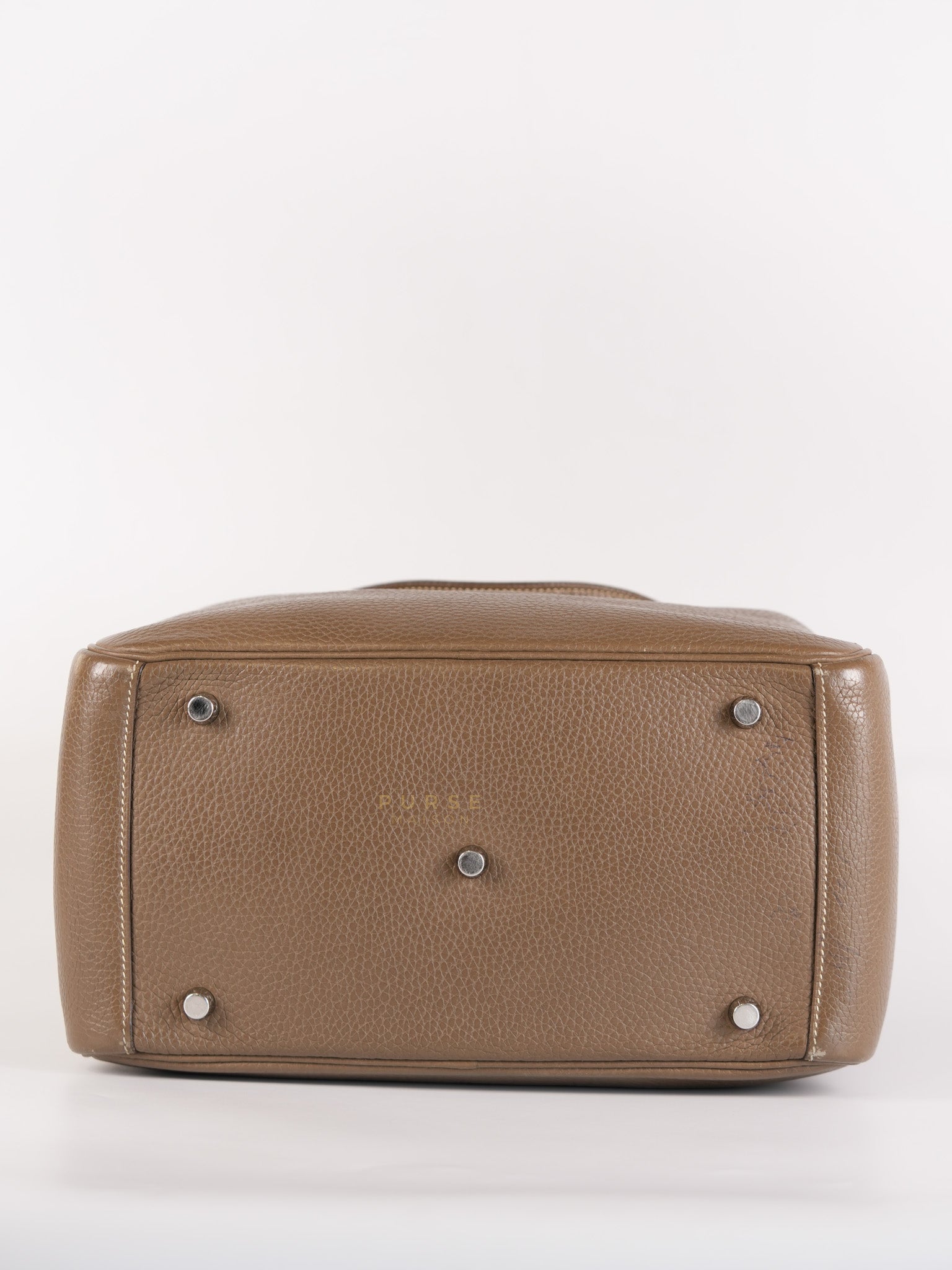 Lindy 30 in Etoupe Clemence Leather & Palladium Hardware Stamp A(2017) | Purse Maison Luxury Bags Shop