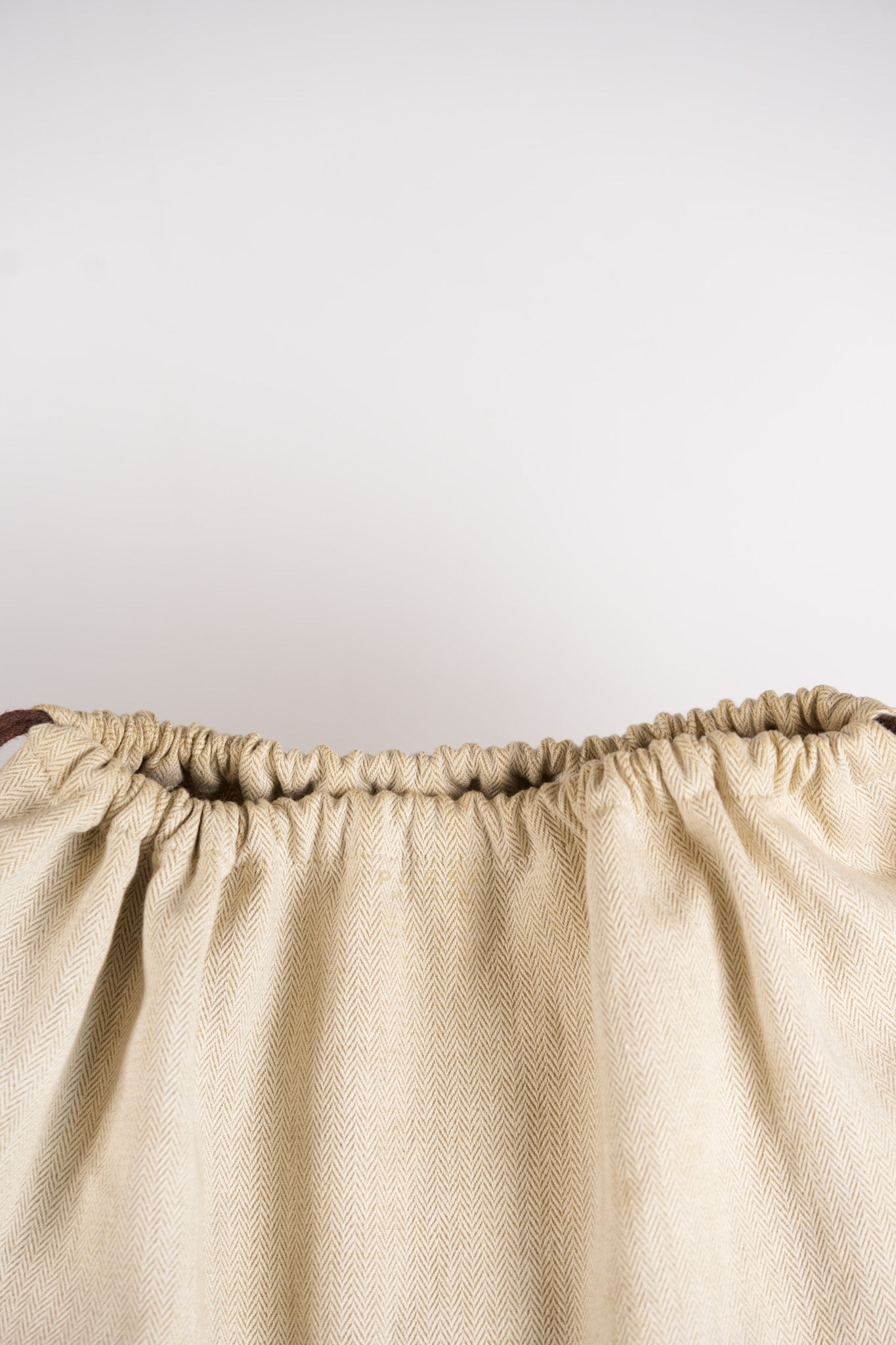 Lindy 30 in Etoupe Clemence Leather & Palladium Hardware Stamp A(2017) | Purse Maison Luxury Bags Shop