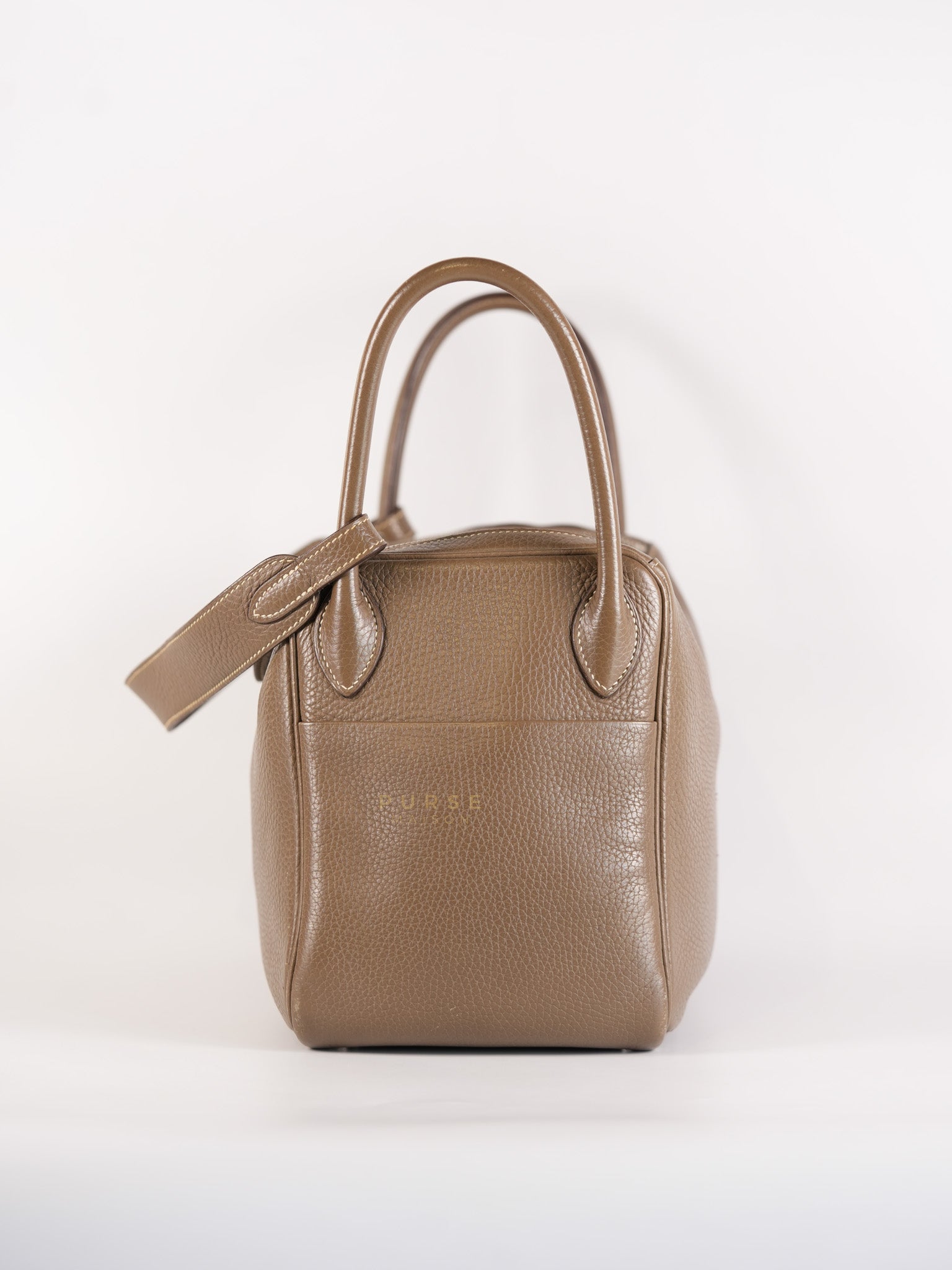 Lindy 30 in Etoupe Clemence Leather & Palladium Hardware Stamp A(2017) | Purse Maison Luxury Bags Shop