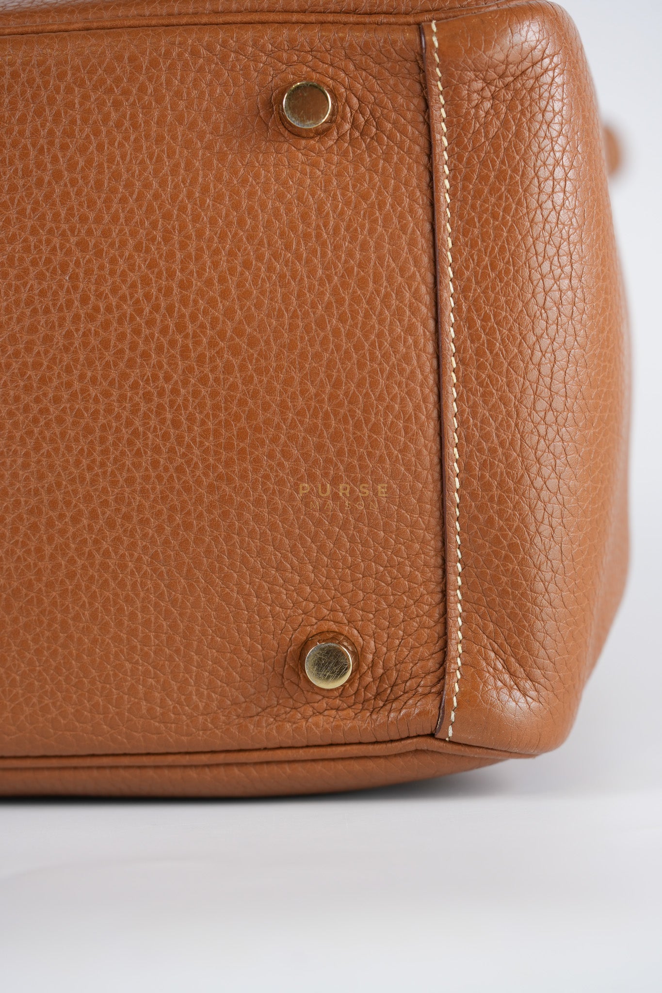 Lindy 30 in Gold Clemence Leather Gold Hardware Stamp A(2017) | Purse Maison Luxury Bags Shop