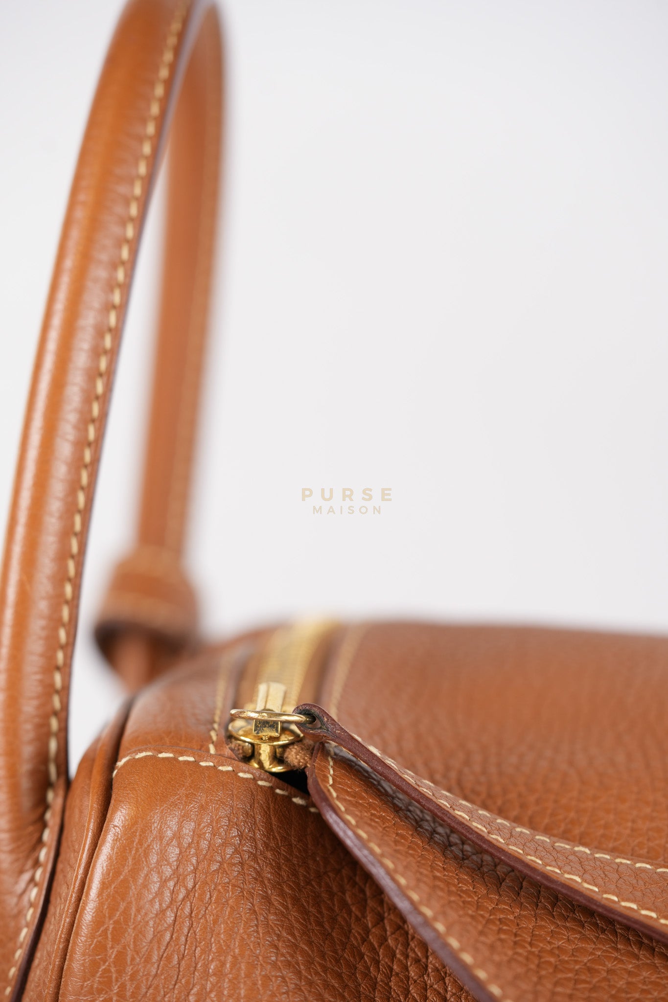 Lindy 30 in Gold Clemence Leather Gold Hardware Stamp A(2017) | Purse Maison Luxury Bags Shop