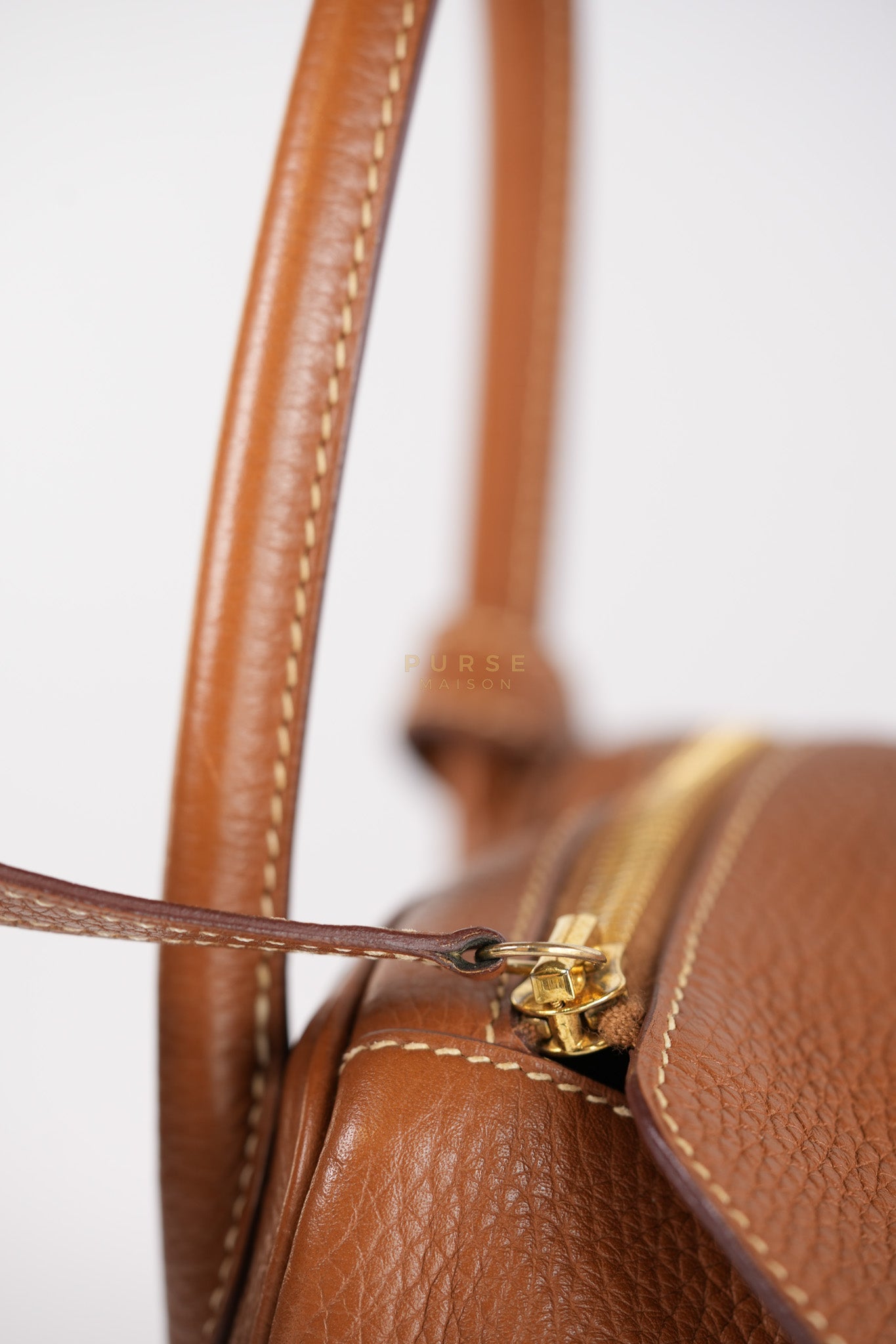 Lindy 30 in Gold Clemence Leather Gold Hardware Stamp A(2017) | Purse Maison Luxury Bags Shop