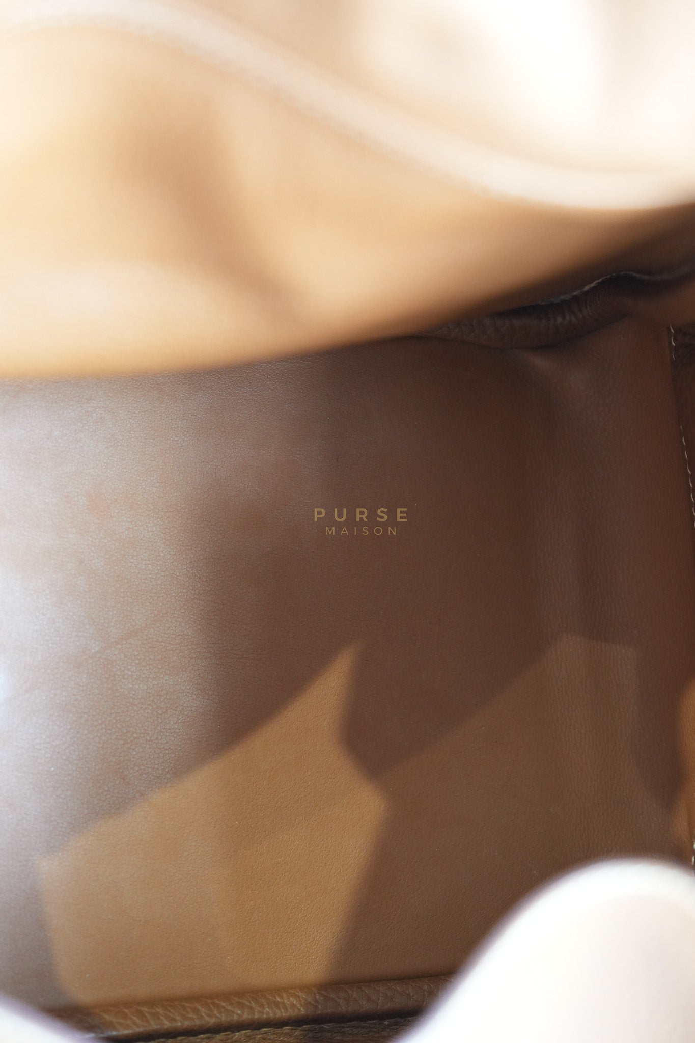 Lindy 30 in Gold Clemence Leather Gold Hardware Stamp A(2017) | Purse Maison Luxury Bags Shop