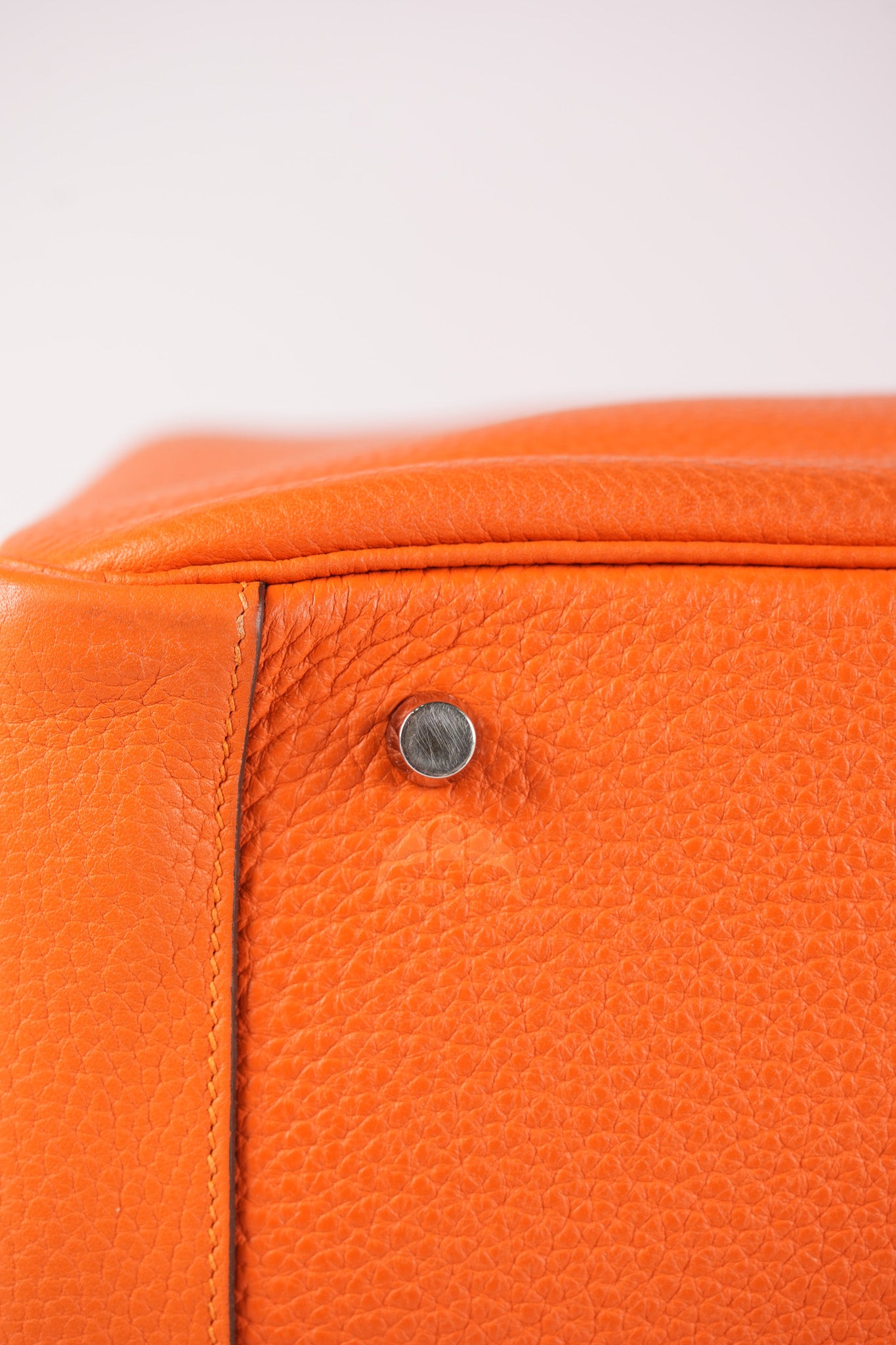 Lindy 34 in Orange Clemence Leather Palladium Hardware Stamp T(2015) | Purse Maison Luxury Bags Shop