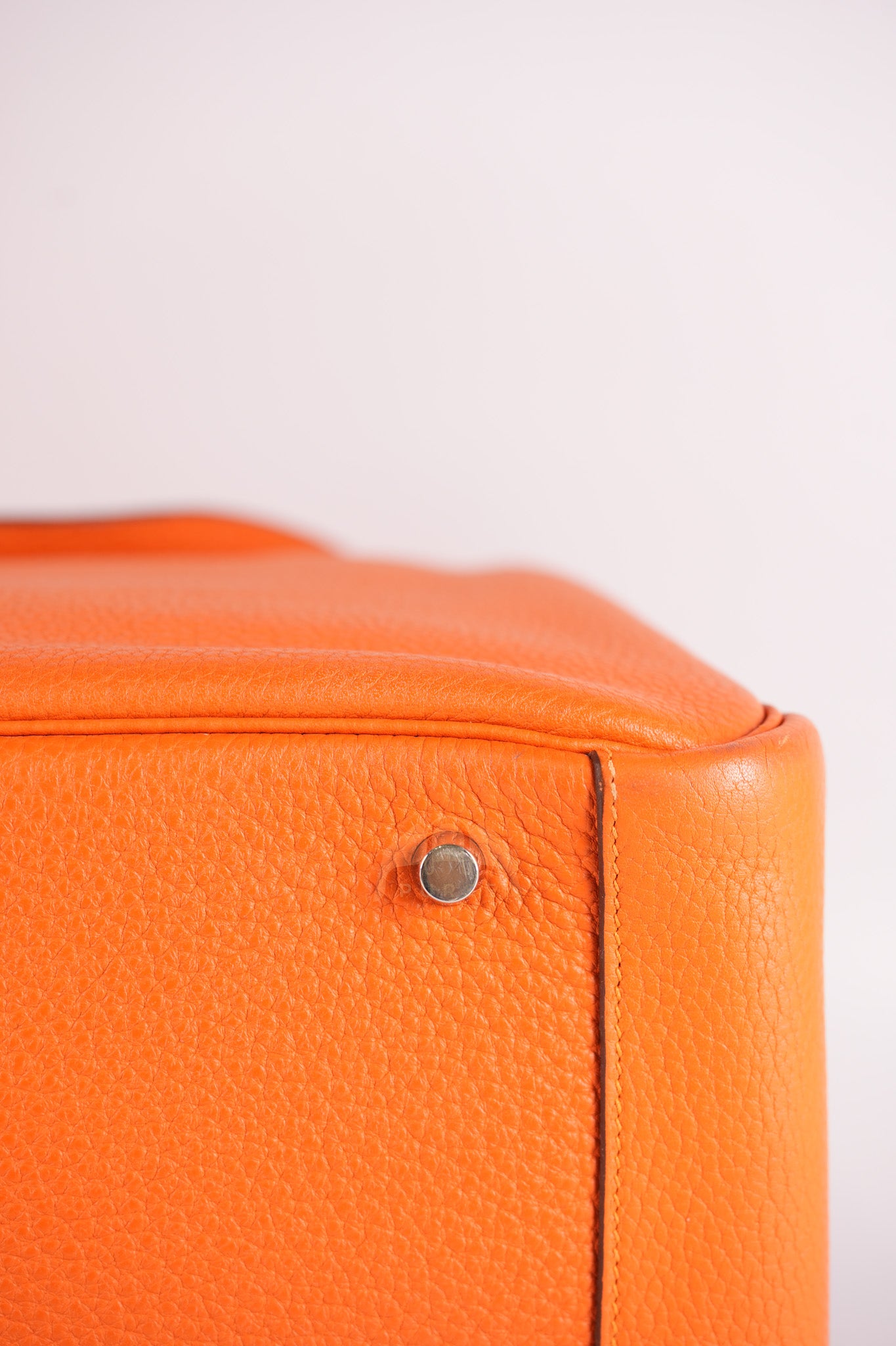 Lindy 34 in Orange Clemence Leather Palladium Hardware Stamp T(2015) | Purse Maison Luxury Bags Shop