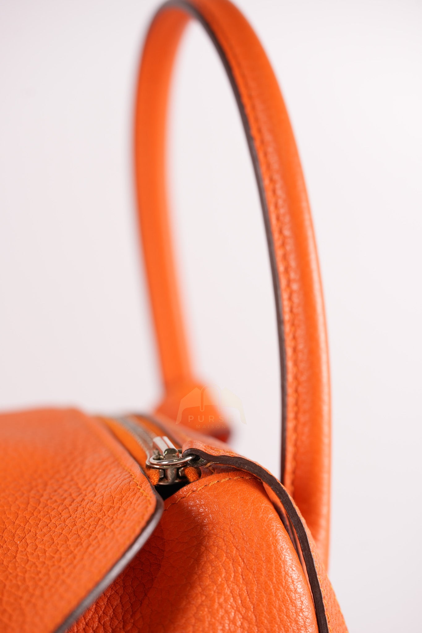 Lindy 34 in Orange Clemence Leather Palladium Hardware Stamp T(2015) | Purse Maison Luxury Bags Shop
