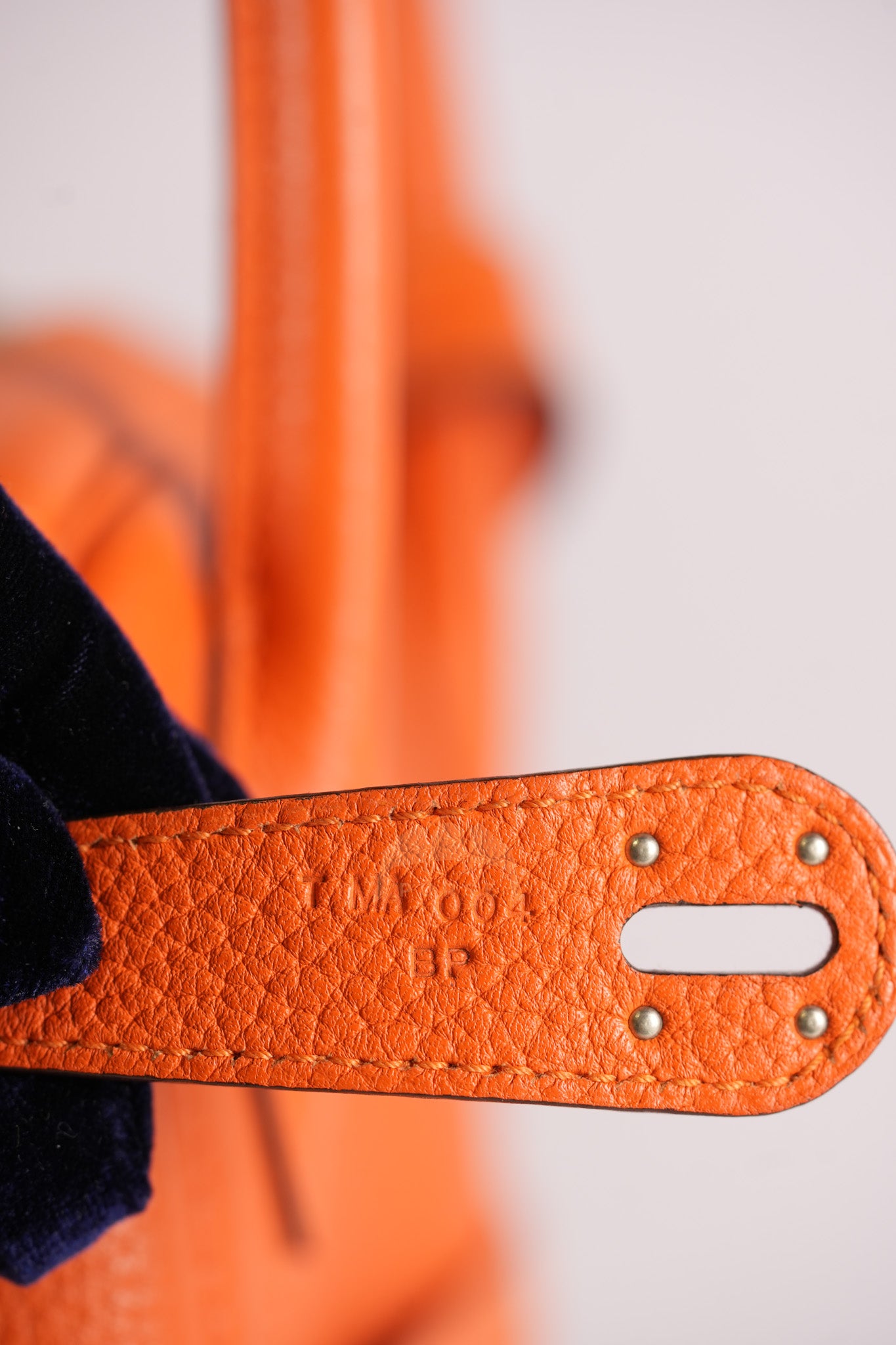 Lindy 34 in Orange Clemence Leather Palladium Hardware Stamp T(2015) | Purse Maison Luxury Bags Shop