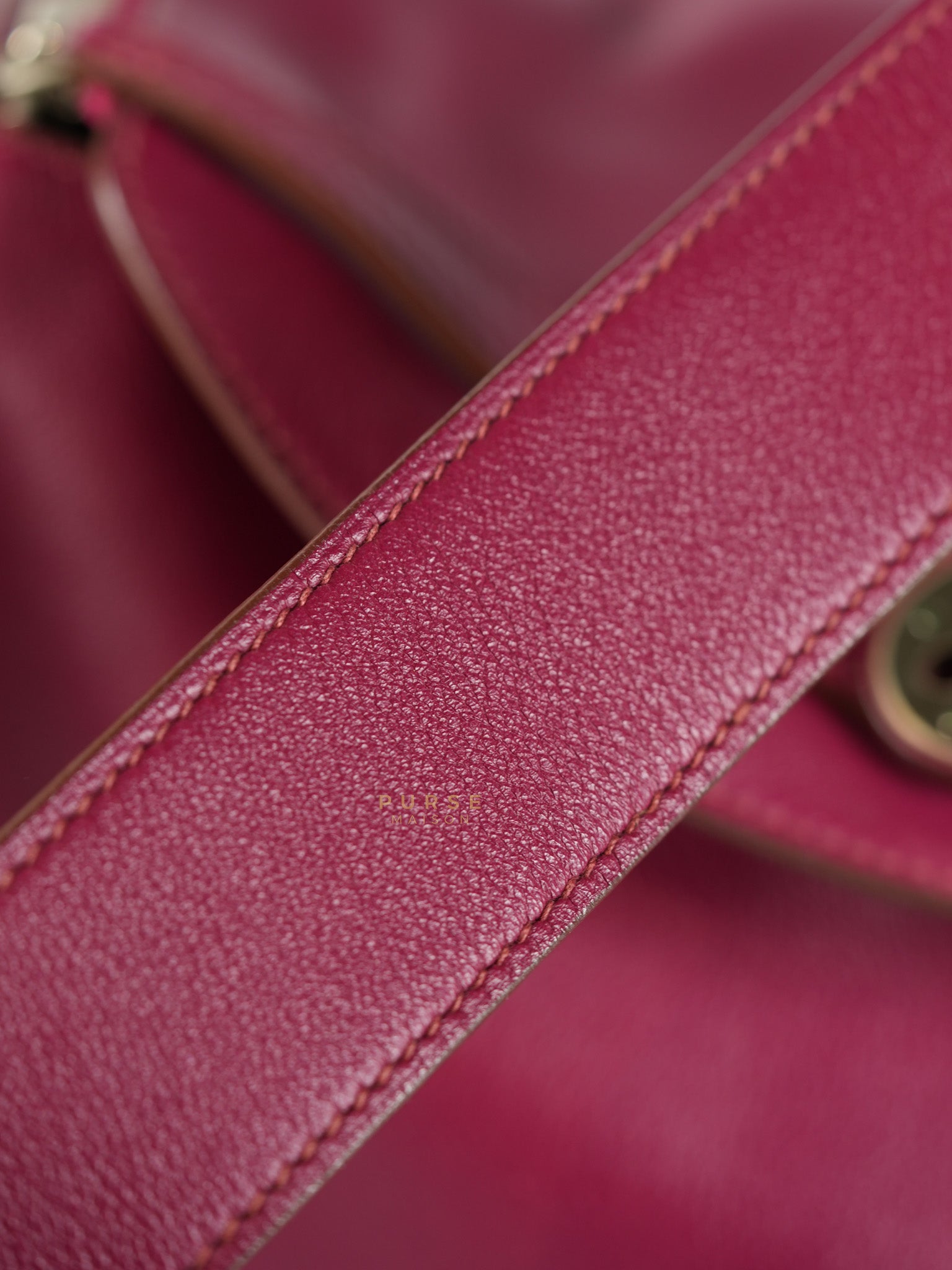 Lindy 34 in Vibrant Magenta Swift Leather & Palladium Hardware Stamp Square O (2011) | Purse Maison Luxury Bags Shop