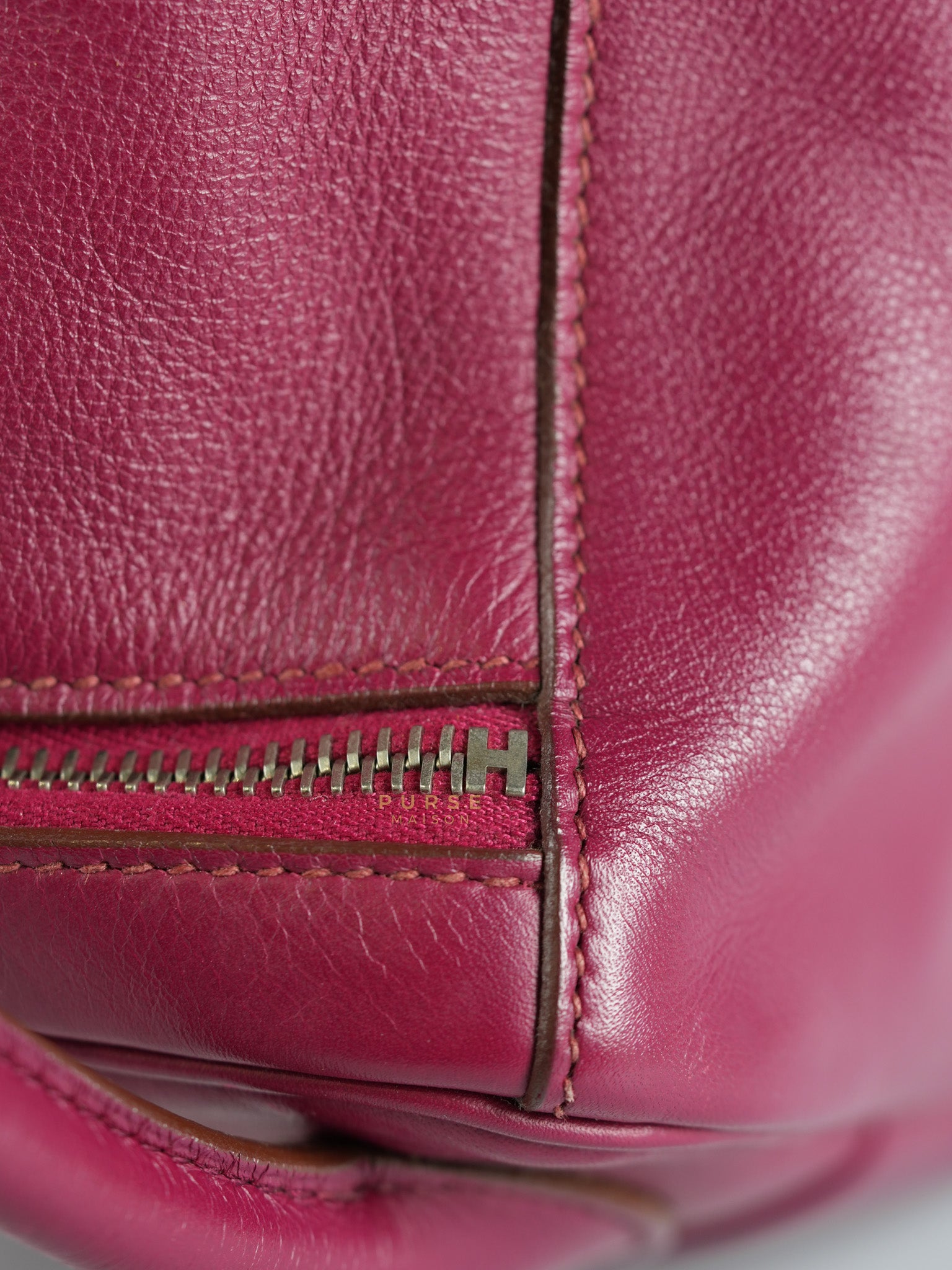 Lindy 34 in Vibrant Magenta Swift Leather & Palladium Hardware Stamp Square O (2011) | Purse Maison Luxury Bags Shop