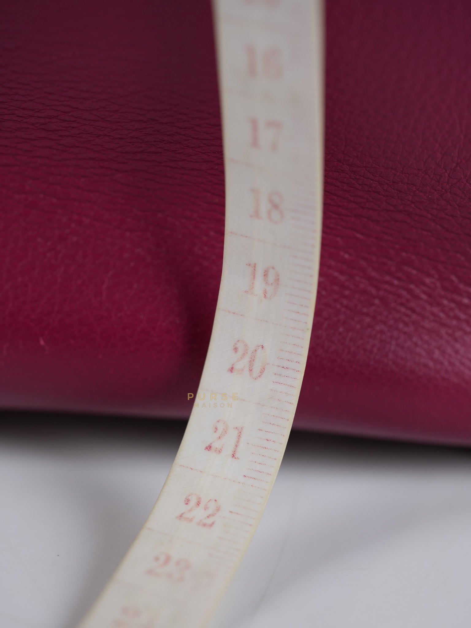 Lindy 34 in Vibrant Magenta Swift Leather & Palladium Hardware Stamp Square O (2011) | Purse Maison Luxury Bags Shop